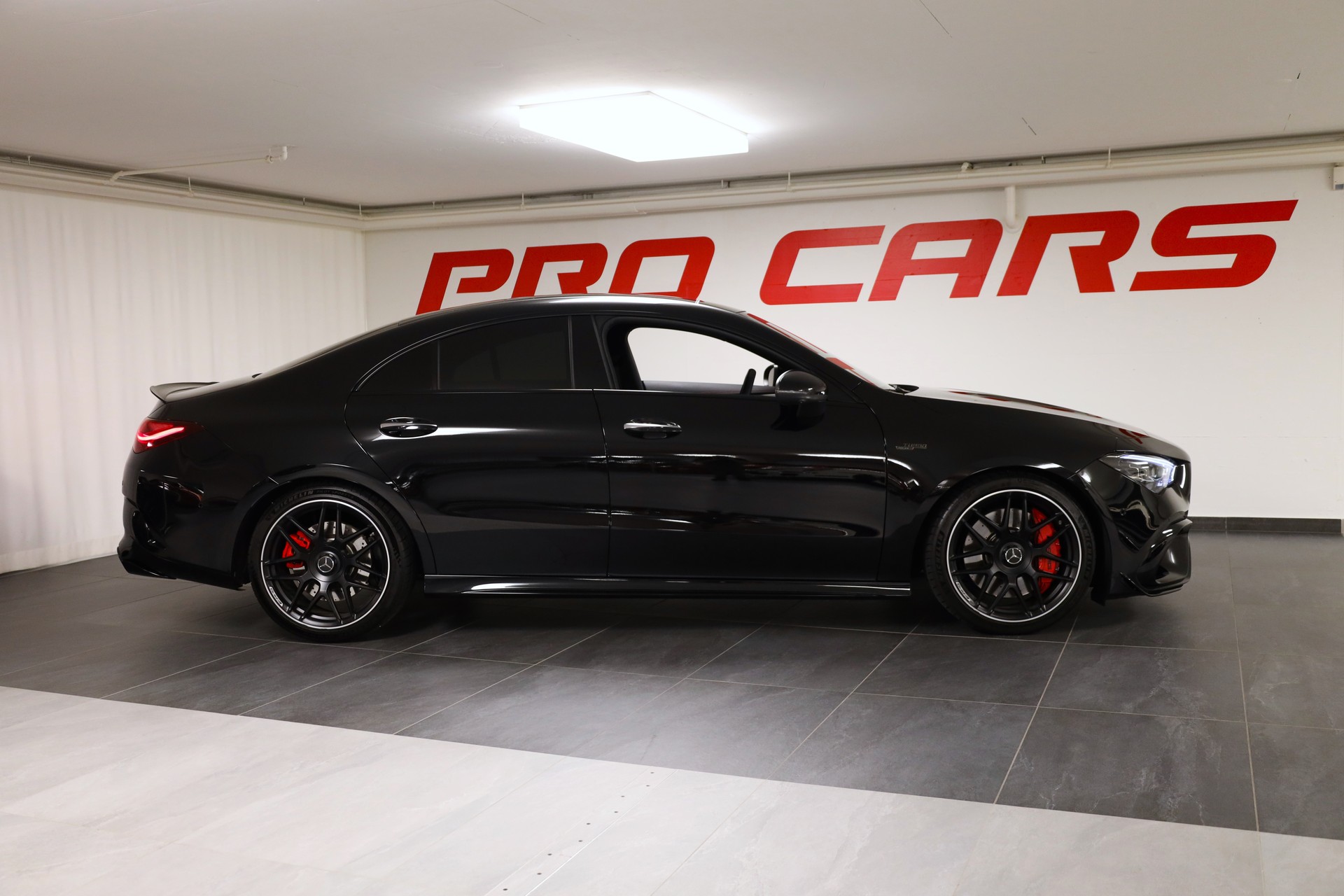 MERCEDES-BENZ CLA 45 S AMG 4Matic+ 8G-DCT-image-2