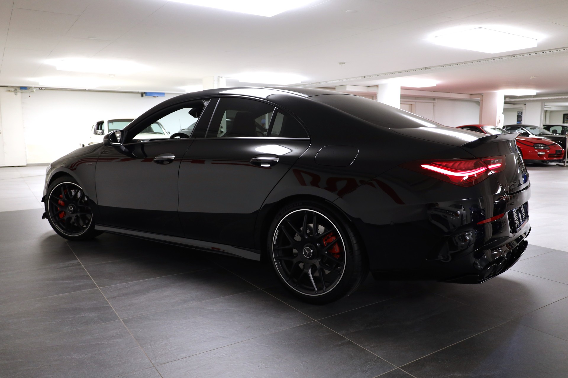 MERCEDES-BENZ CLA 45 S AMG 4Matic+ 8G-DCT-image-4