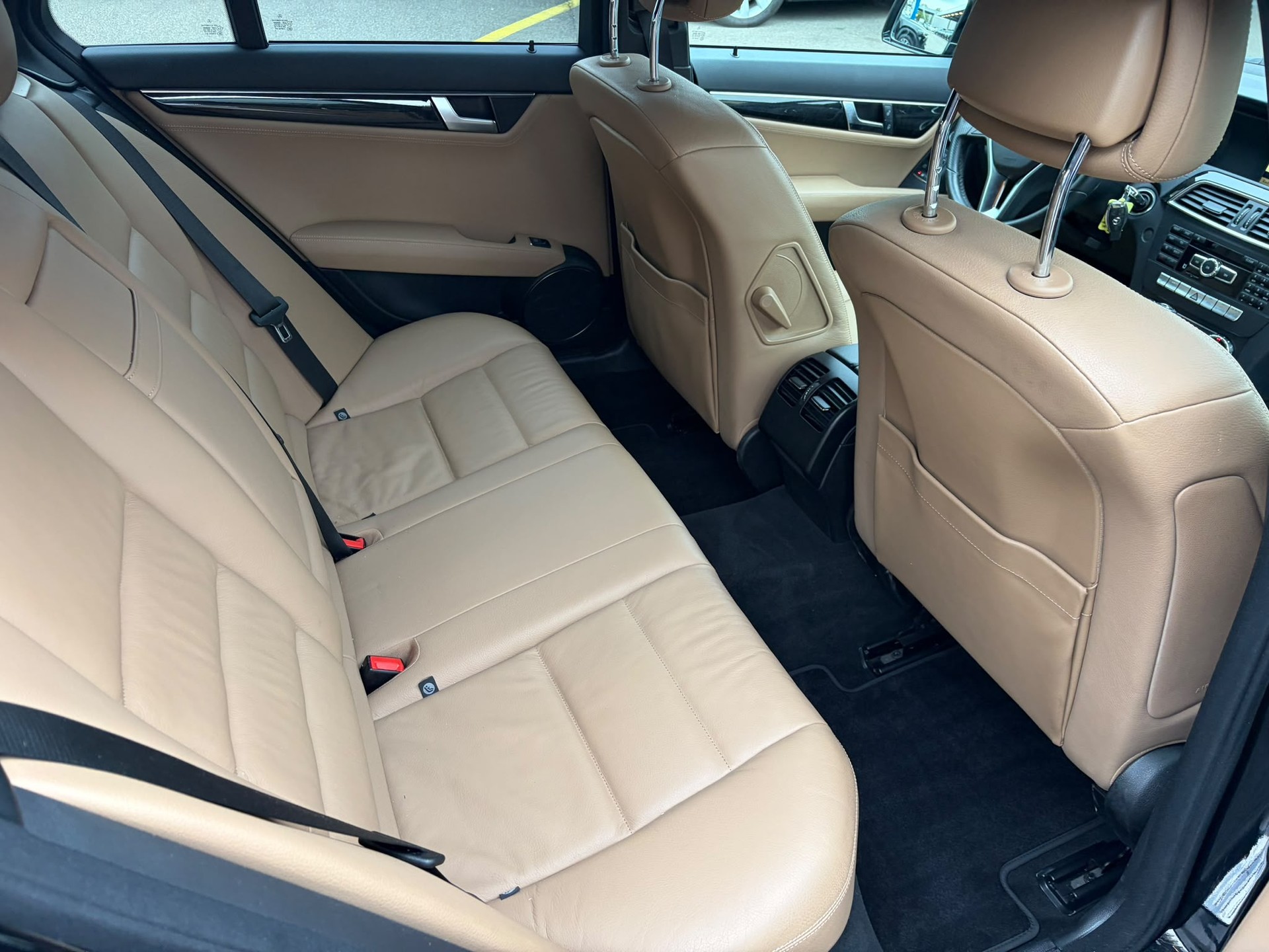 MERCEDES-BENZ C 350 Avantgarde 7G-Tronic-image-14