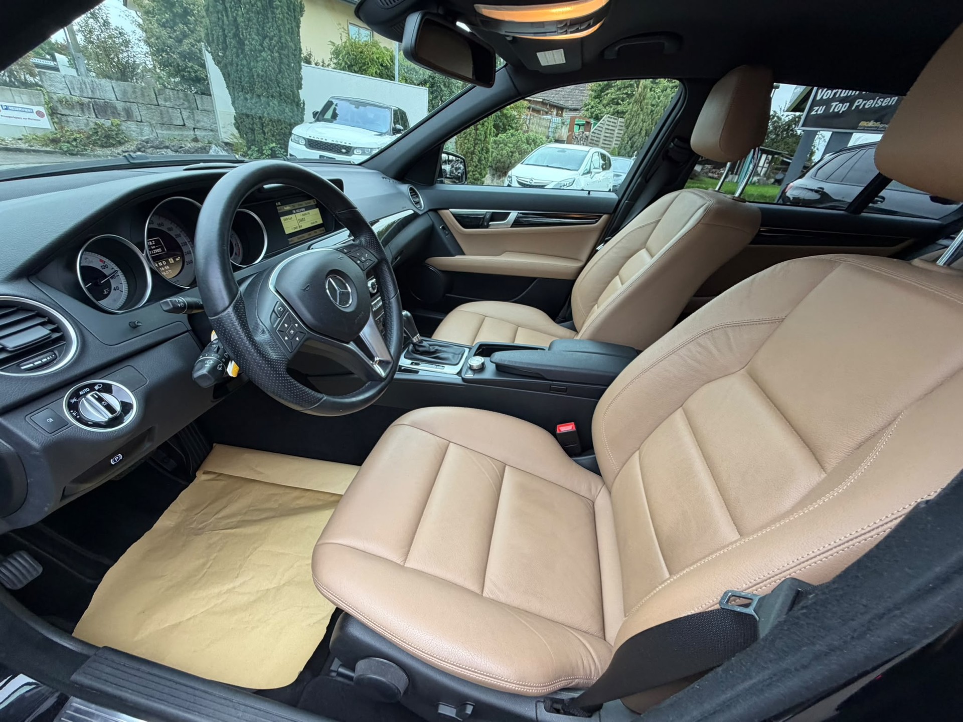 MERCEDES-BENZ C 350 Avantgarde 7G-Tronic-image-11