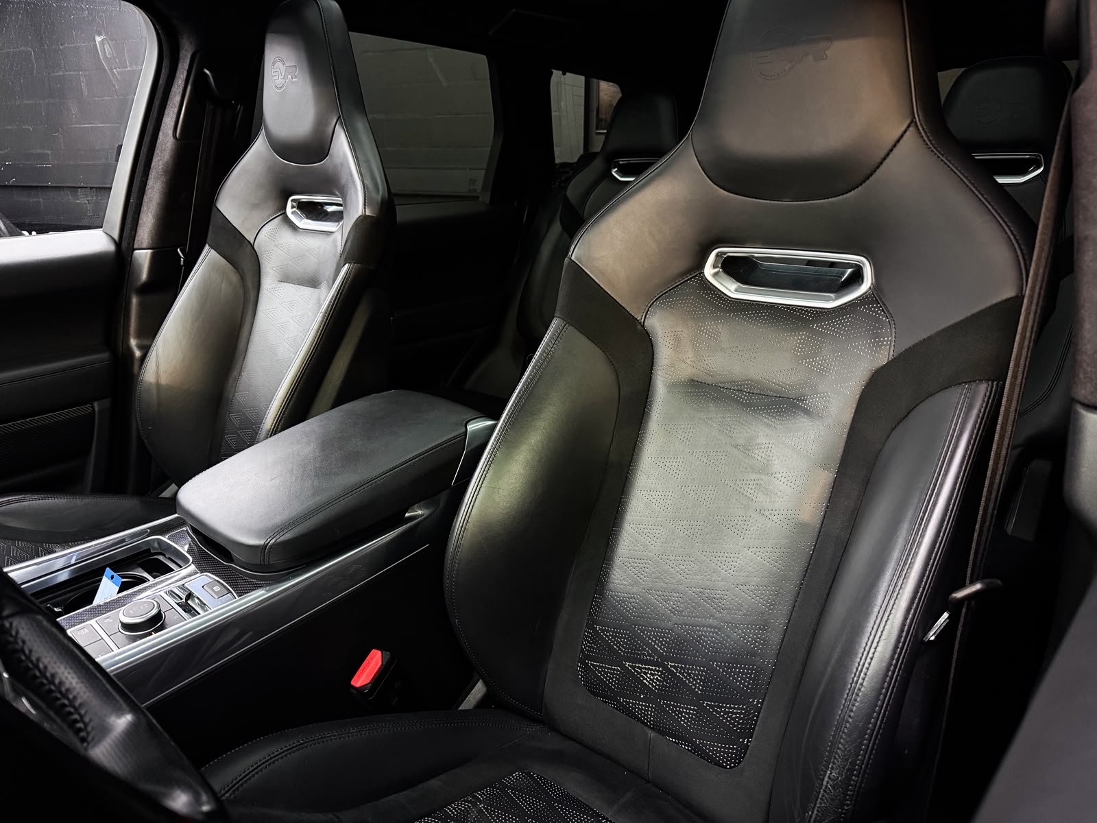 LAND ROVER Range Rover Sport 5.0 V8 S/C SVR Automatic-image-24