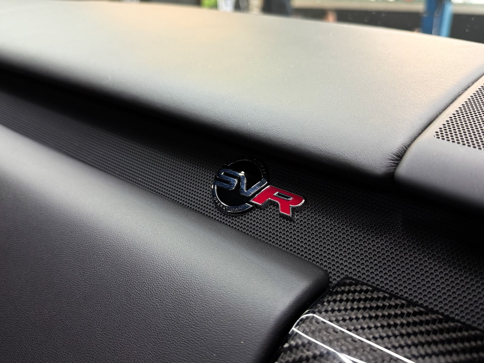 LAND ROVER Range Rover Sport 5.0 V8 S/C SVR Automatic-image-25