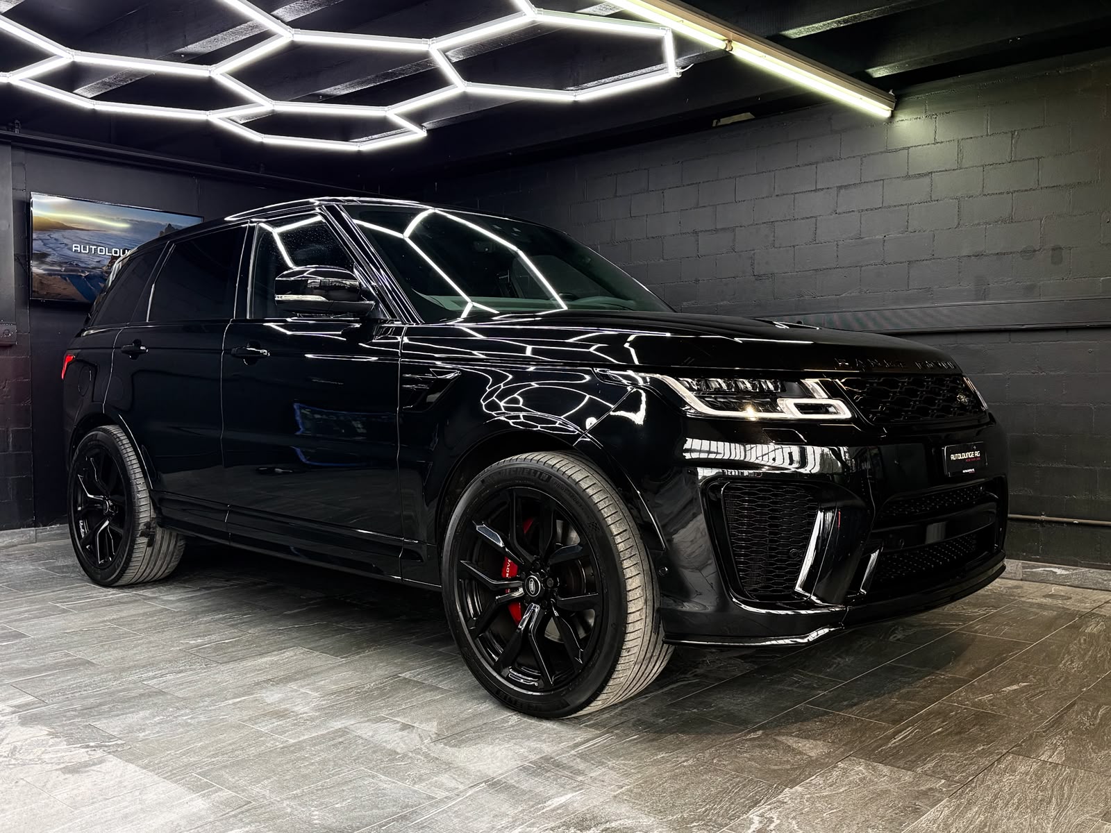LAND ROVER Range Rover Sport 5.0 V8 S/C SVR Automatic-image-1