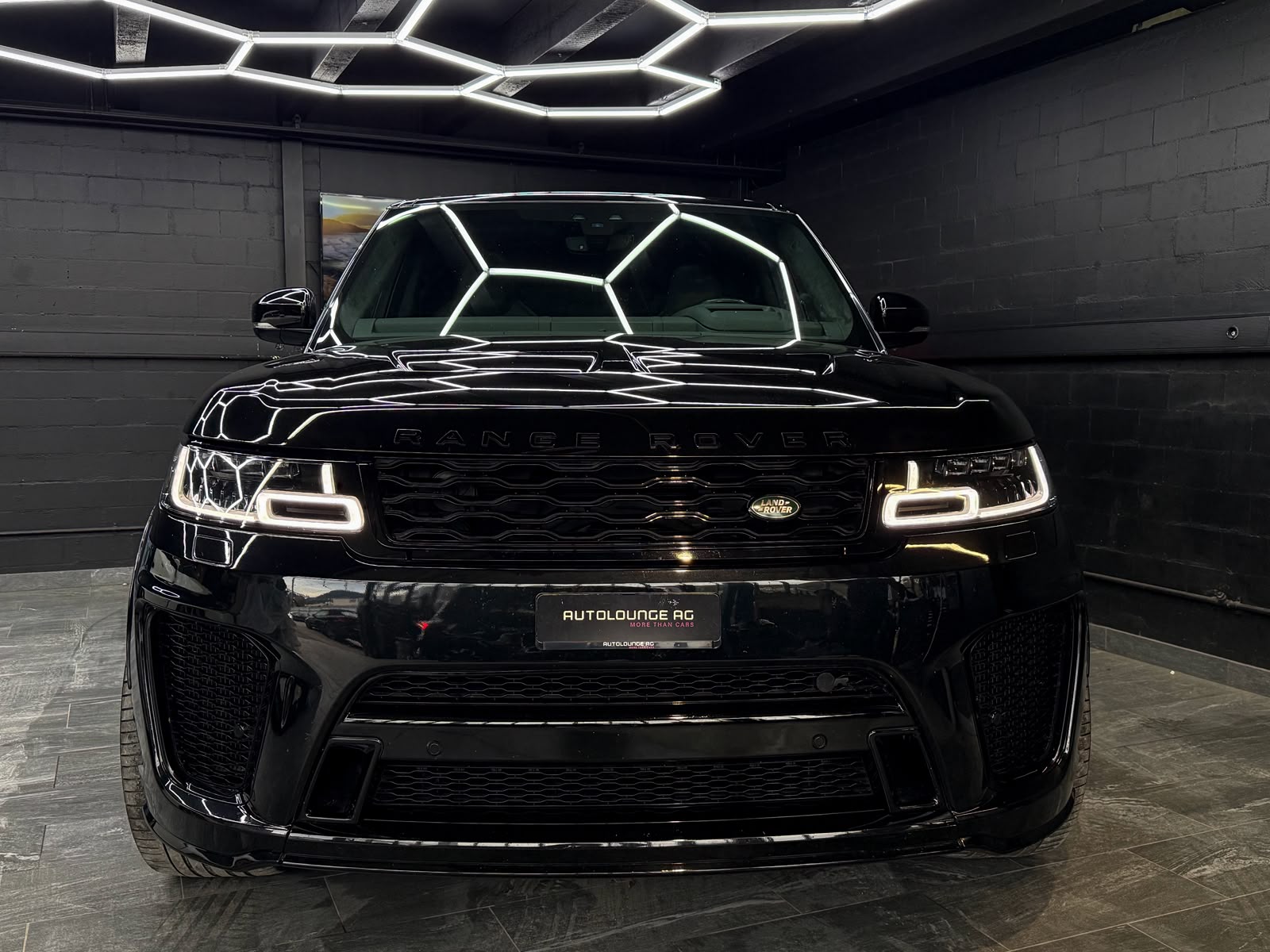 LAND ROVER Range Rover Sport 5.0 V8 S/C SVR Automatic-image-2