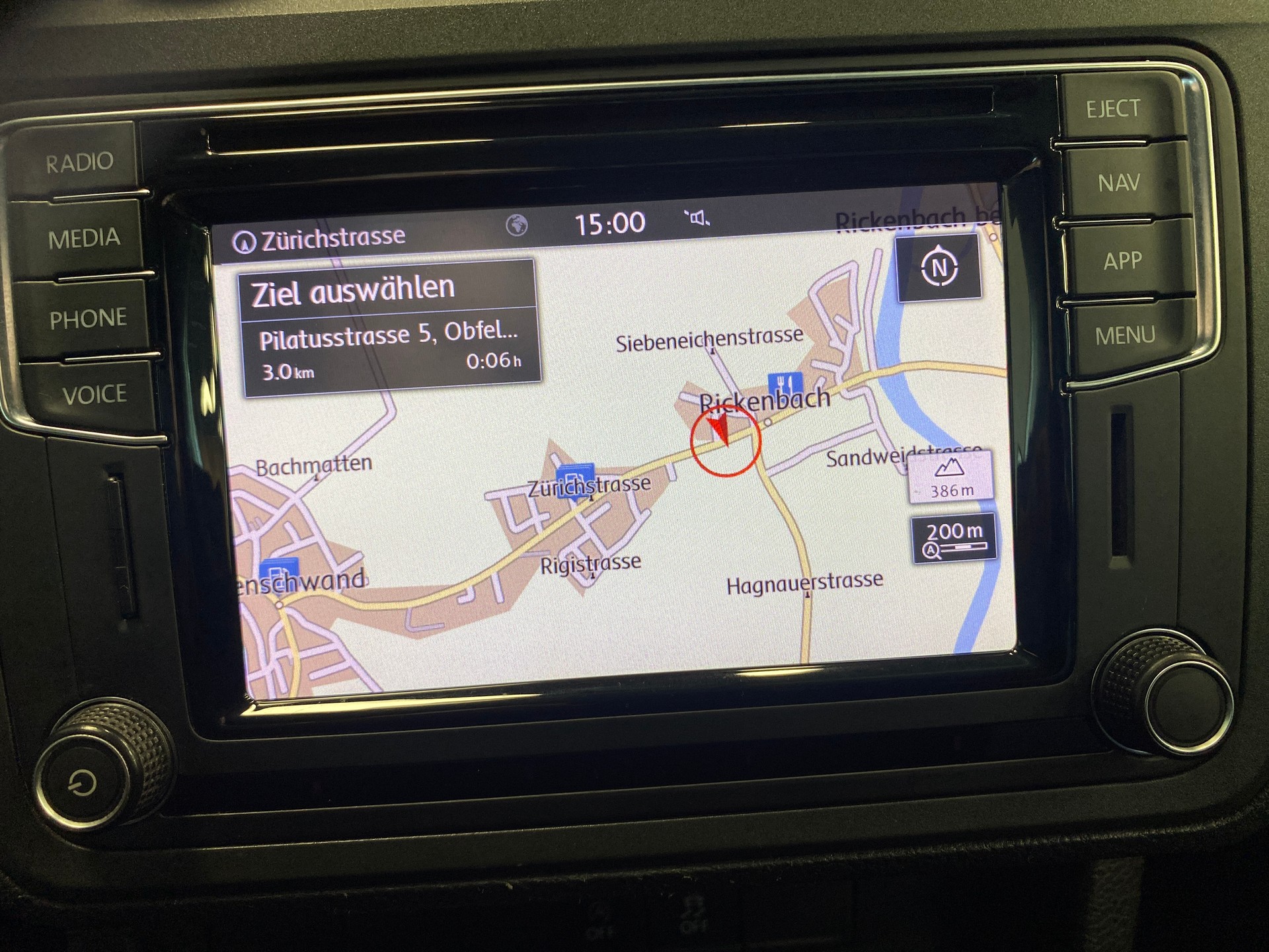 VW Caddy Maxi 2.0TDI 4Motion BlueMotion Technology-image-11