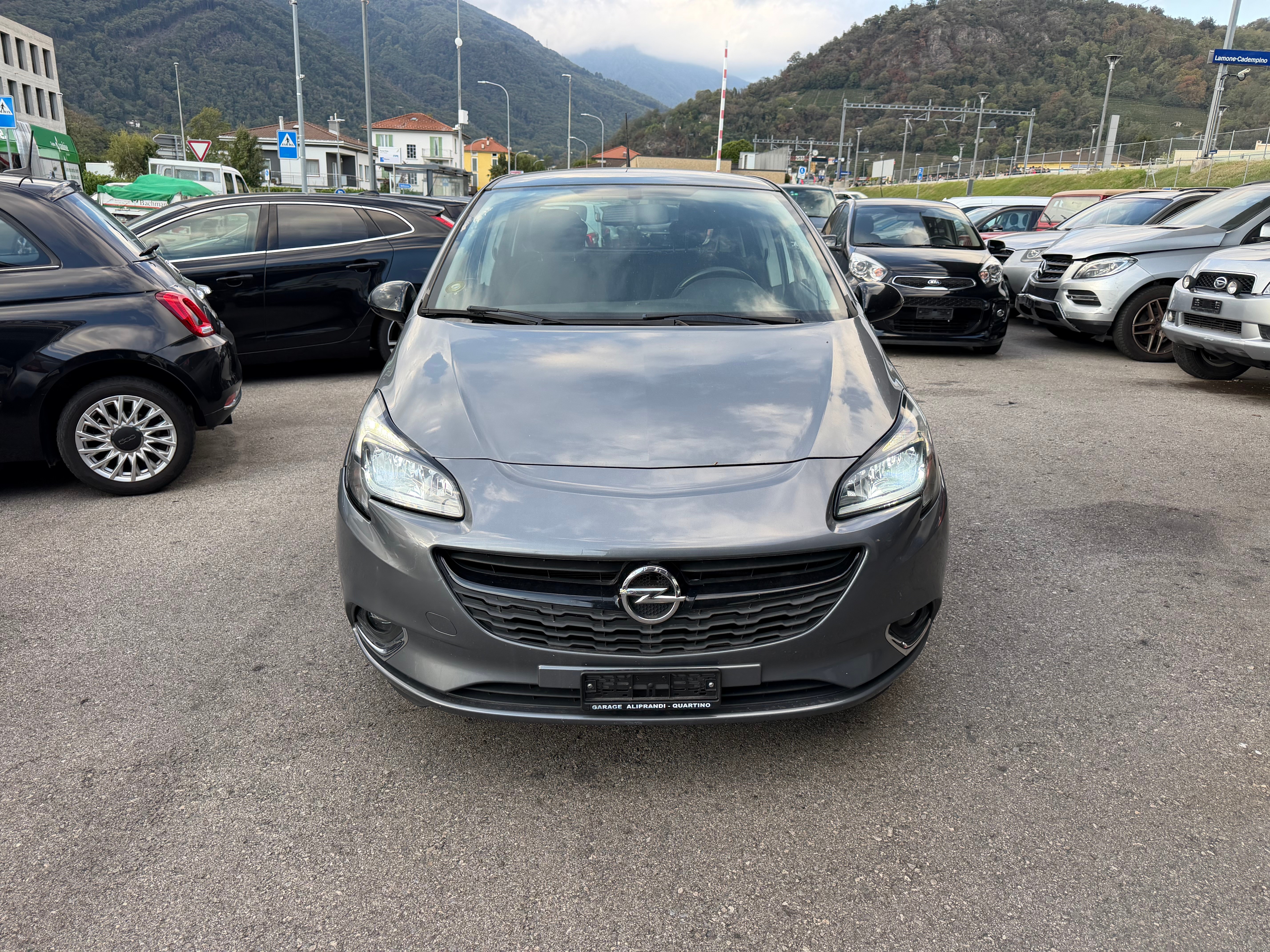 Car photo