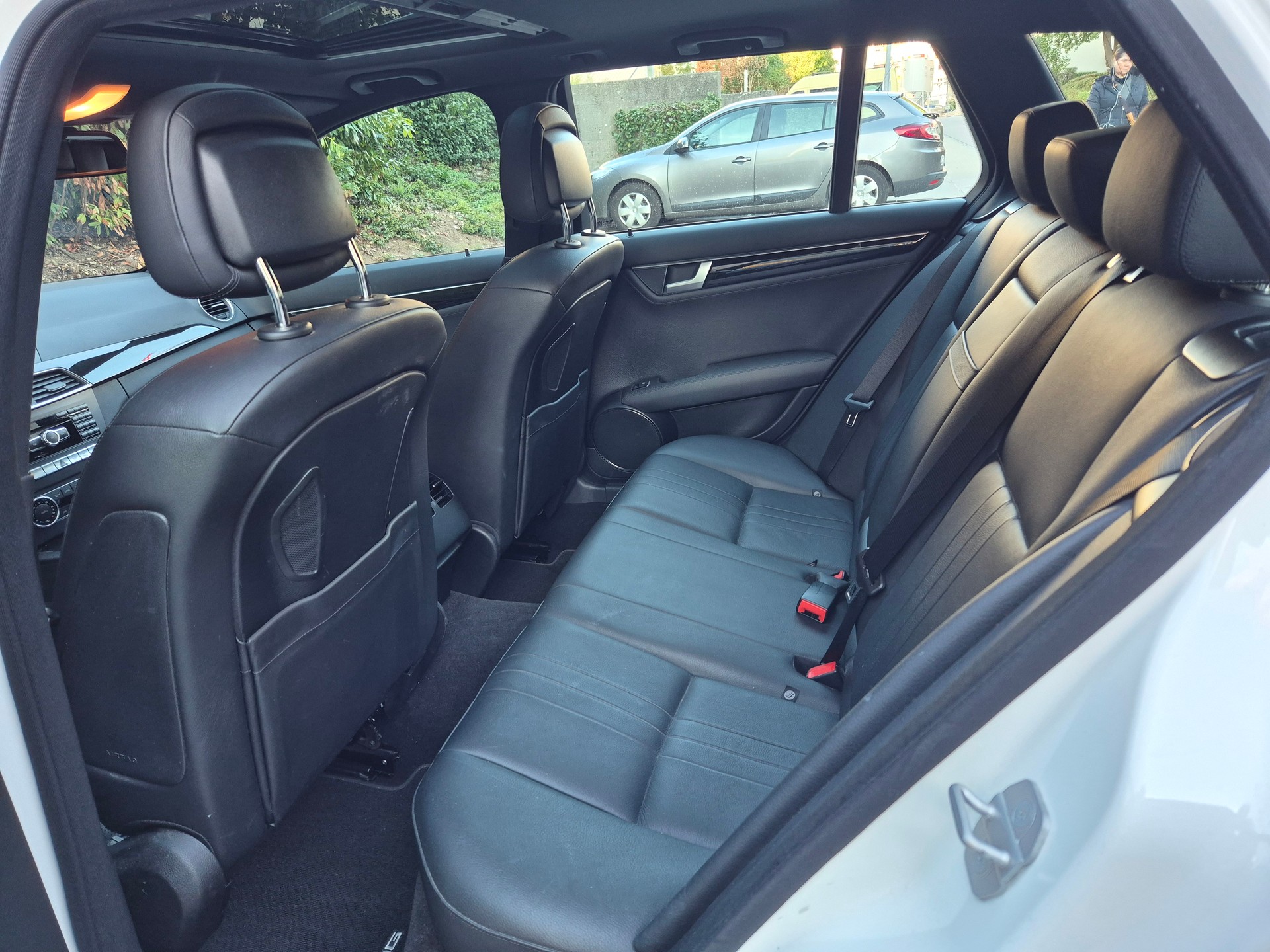 MERCEDES-BENZ C 250 CDI Elégance 4Matic 7G-Tronic-image-5