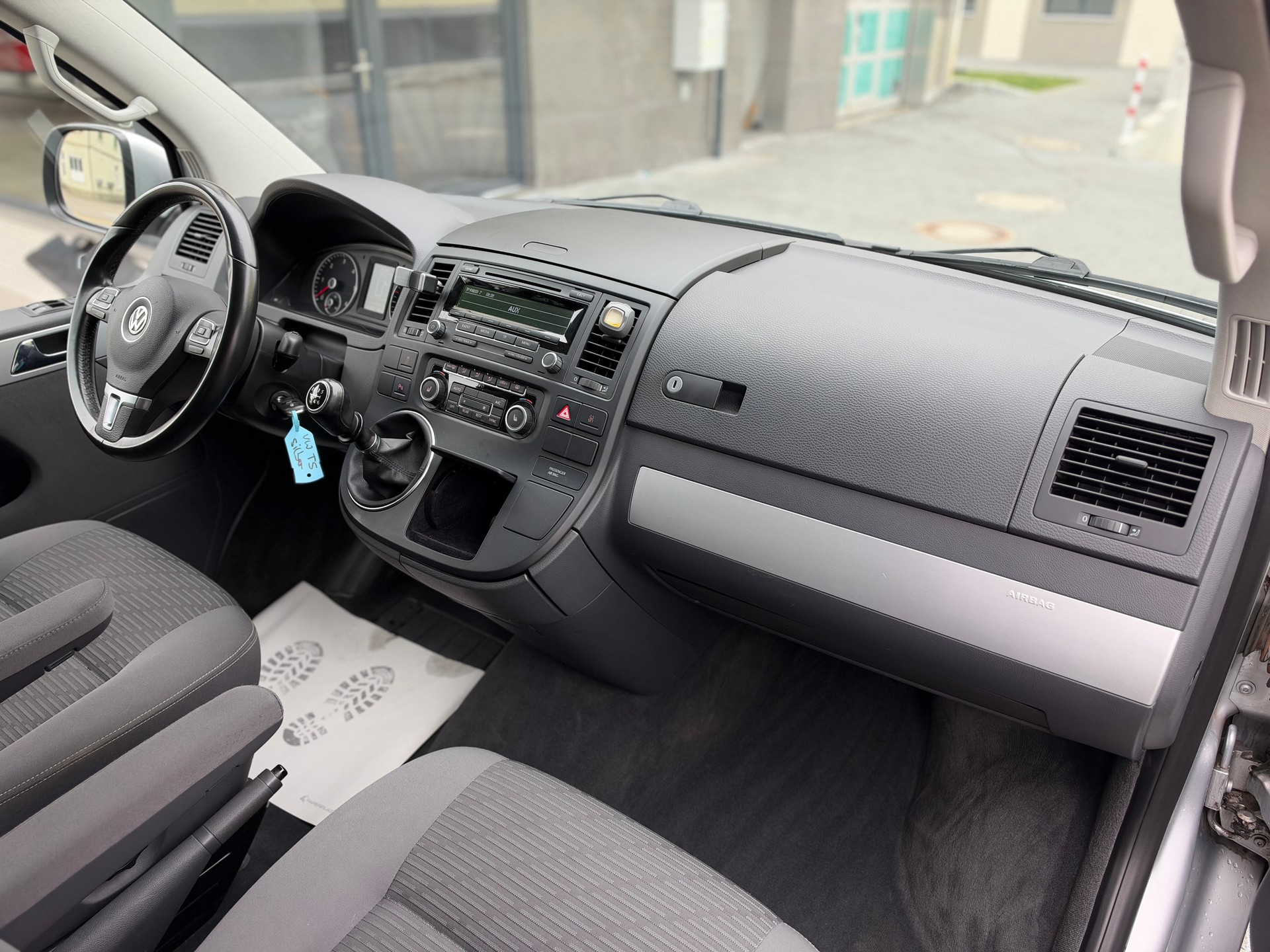 VW T5 Multivan 2.0 Bi-TDI CR Comfortline 4Motion-image-13