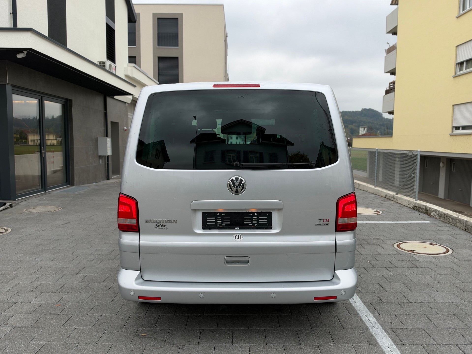 VW T5 Multivan 2.0 Bi-TDI CR Comfortline 4Motion-image-3