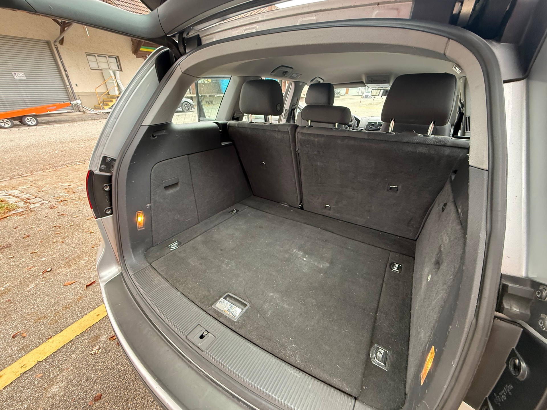 VW Touareg 2.5 TDI-image-10