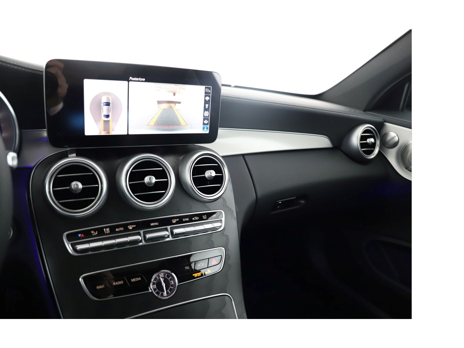 MERCEDES-BENZ C 200 4Matic-image-14