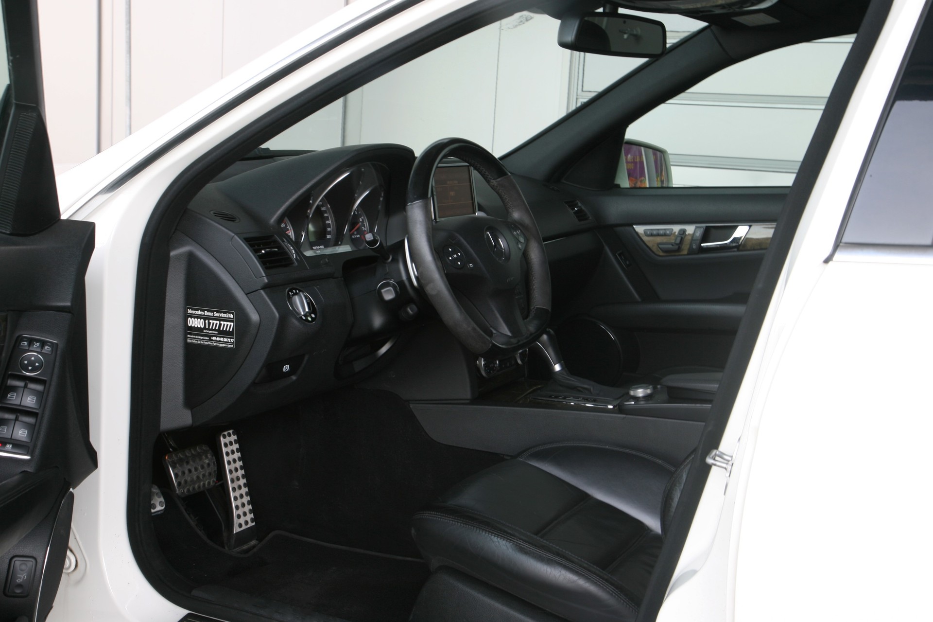 MERCEDES-BENZ C 63 AMG Avantgarde 7G-Tronic-image-12