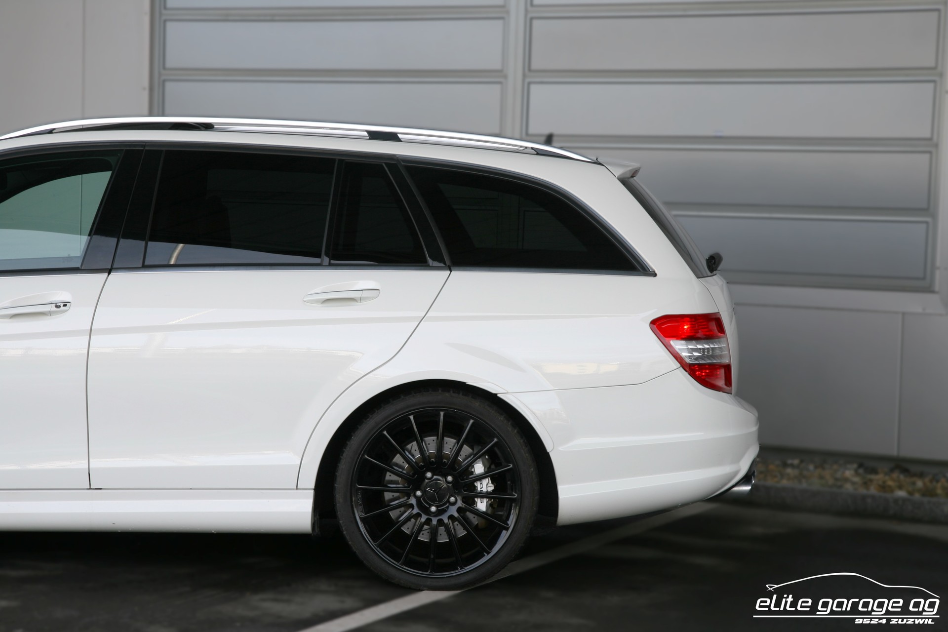 MERCEDES-BENZ C 63 AMG Avantgarde 7G-Tronic-image-11