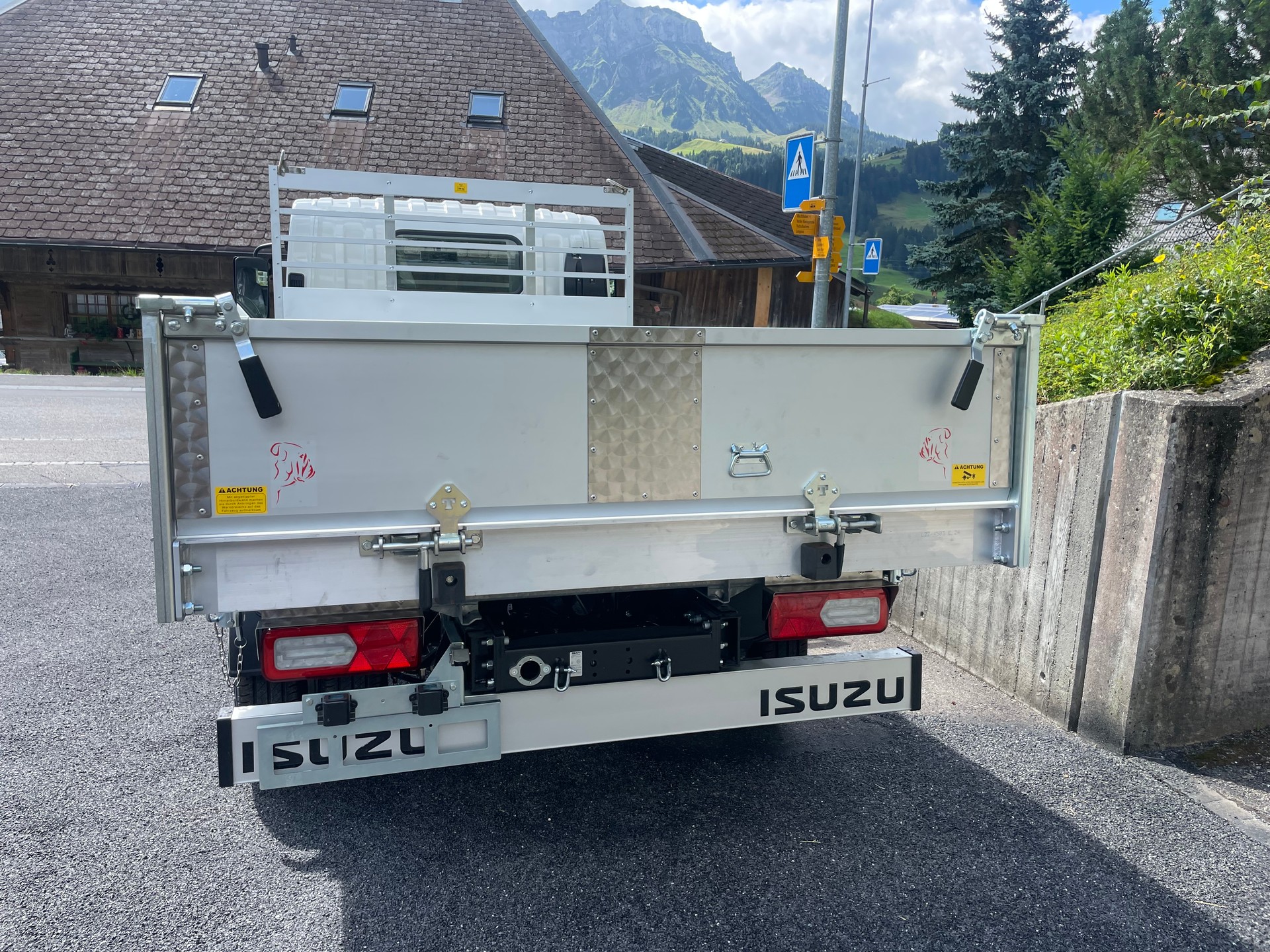 ISUZU M21 TT E Kipper Generation 2-image-5