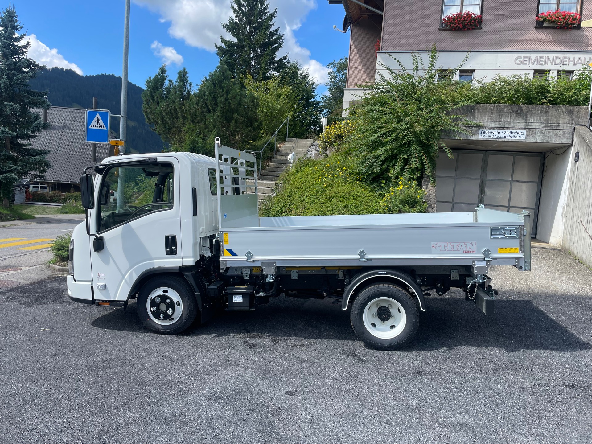 ISUZU M21 TT E Kipper Generation 2-image-3
