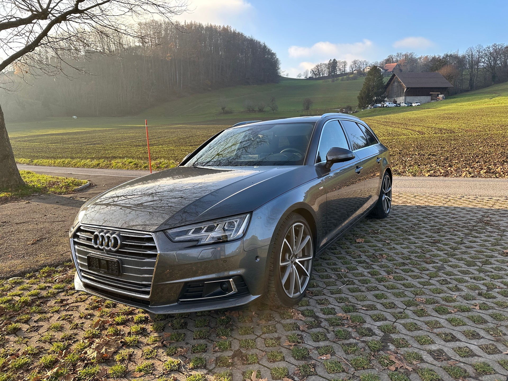 AUDI A4 Avant 3.0 TDI Sport quattro tiptronic-image-0