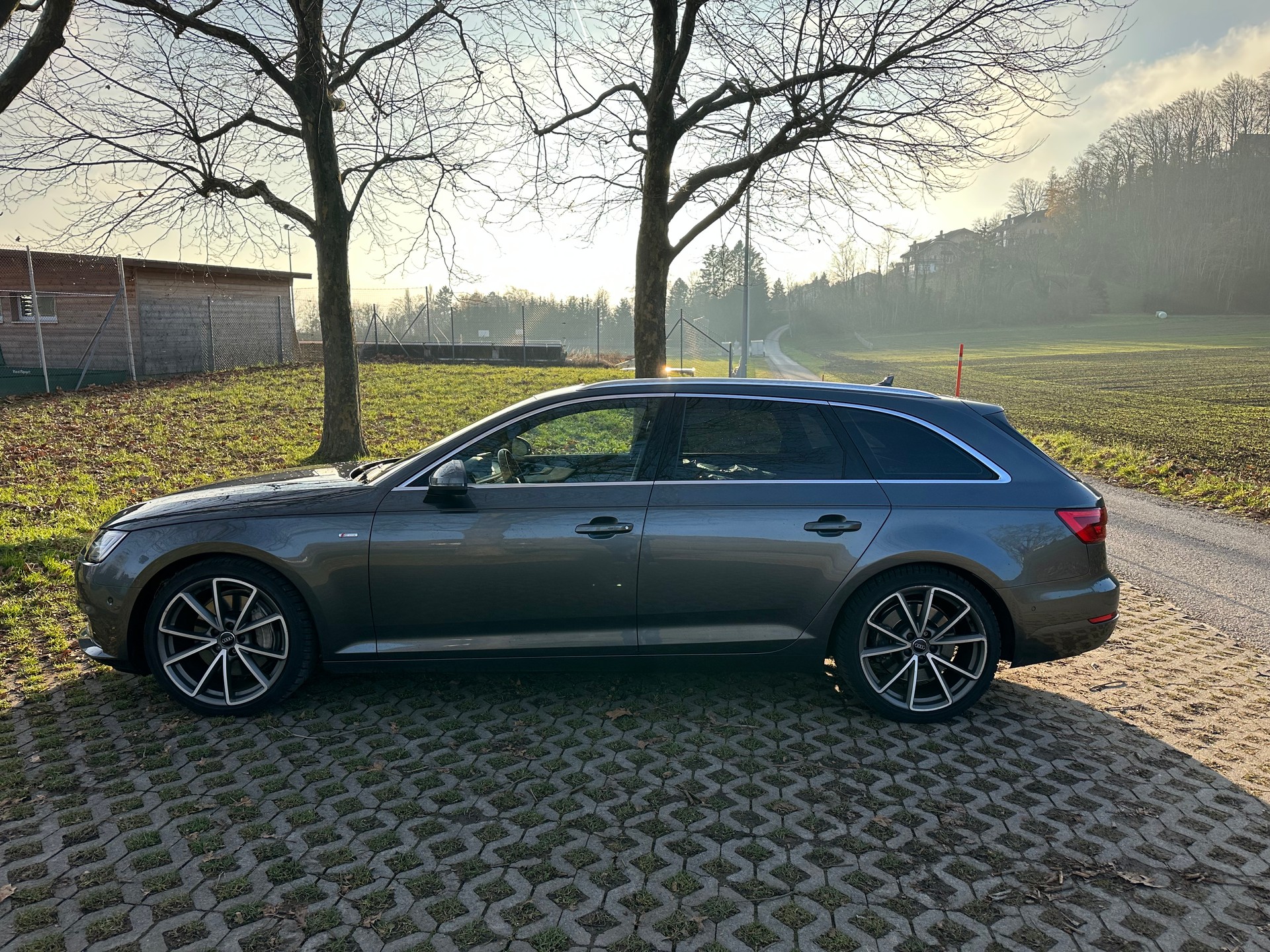 AUDI A4 Avant 3.0 TDI Sport quattro tiptronic-image-7