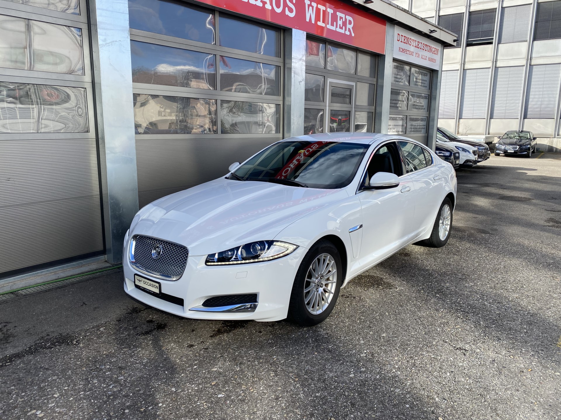 JAGUAR XF 2.2d-image-0