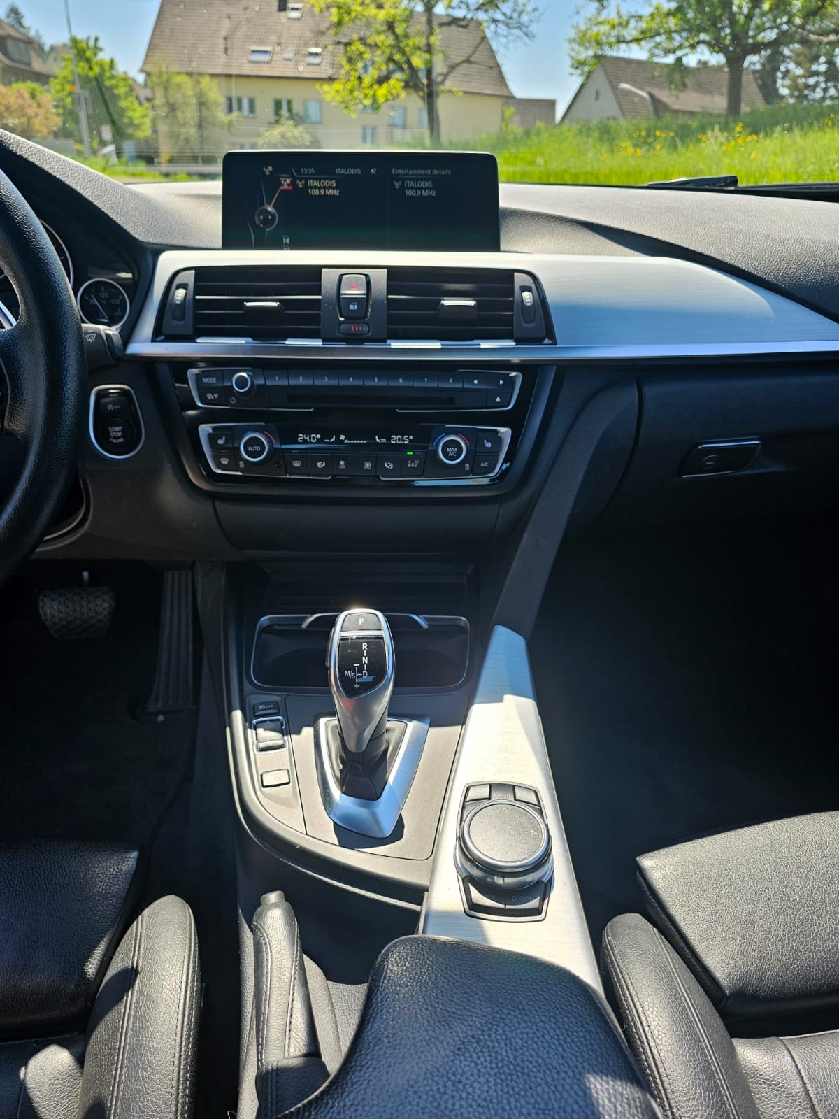 BMW 428i Cabriolet xDrive Steptronic-image-4