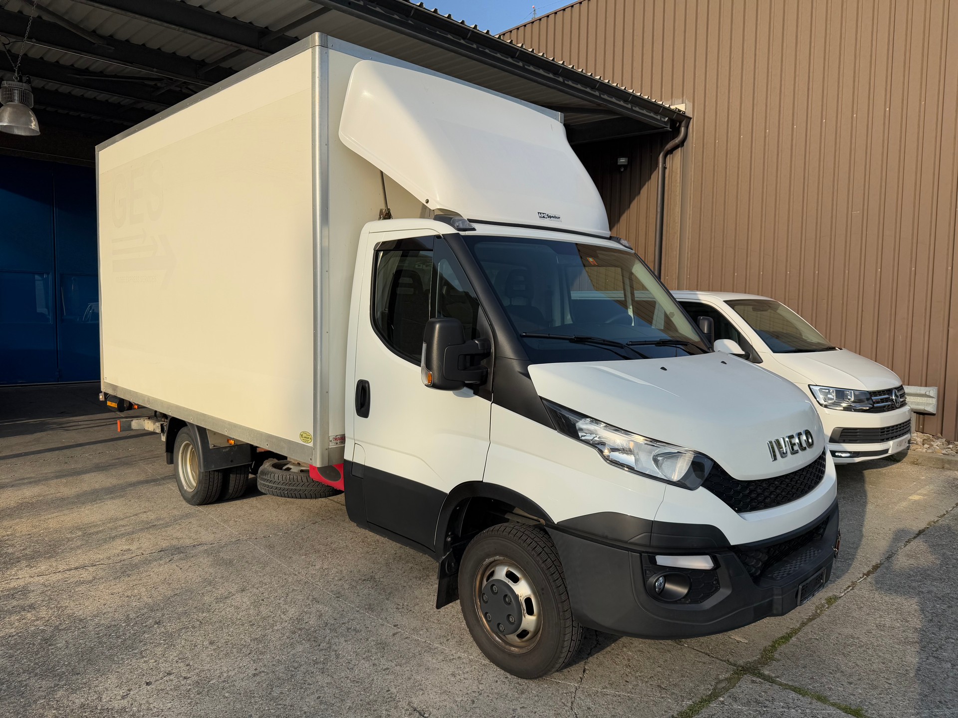 IVECO 35 C 17 3.0l Hebebühne-image-1