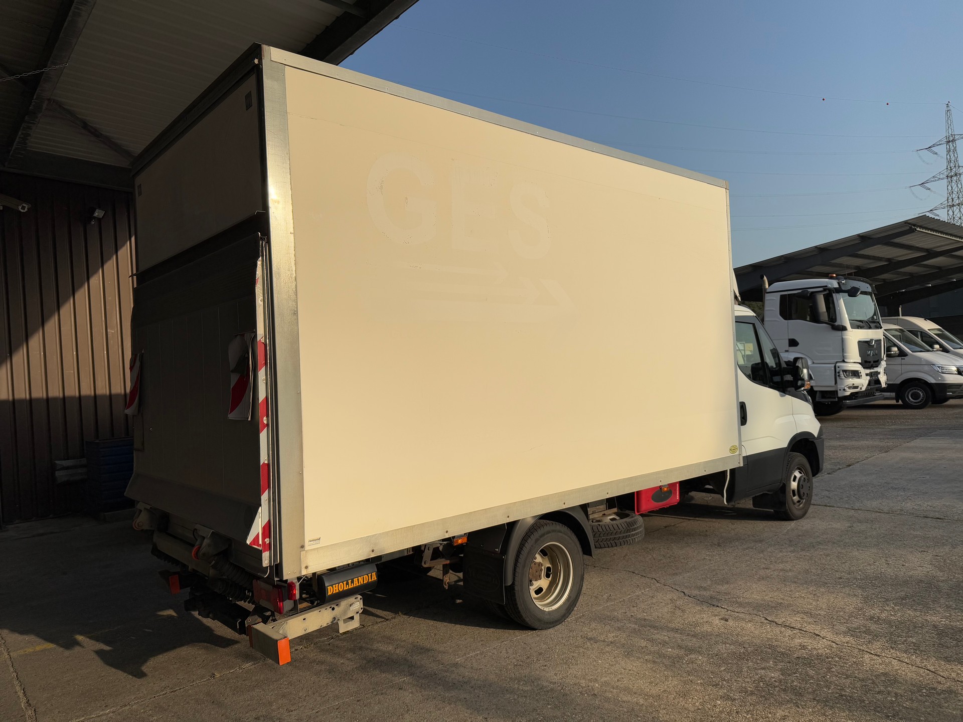 IVECO 35 C 17 3.0l Hebebühne-image-2