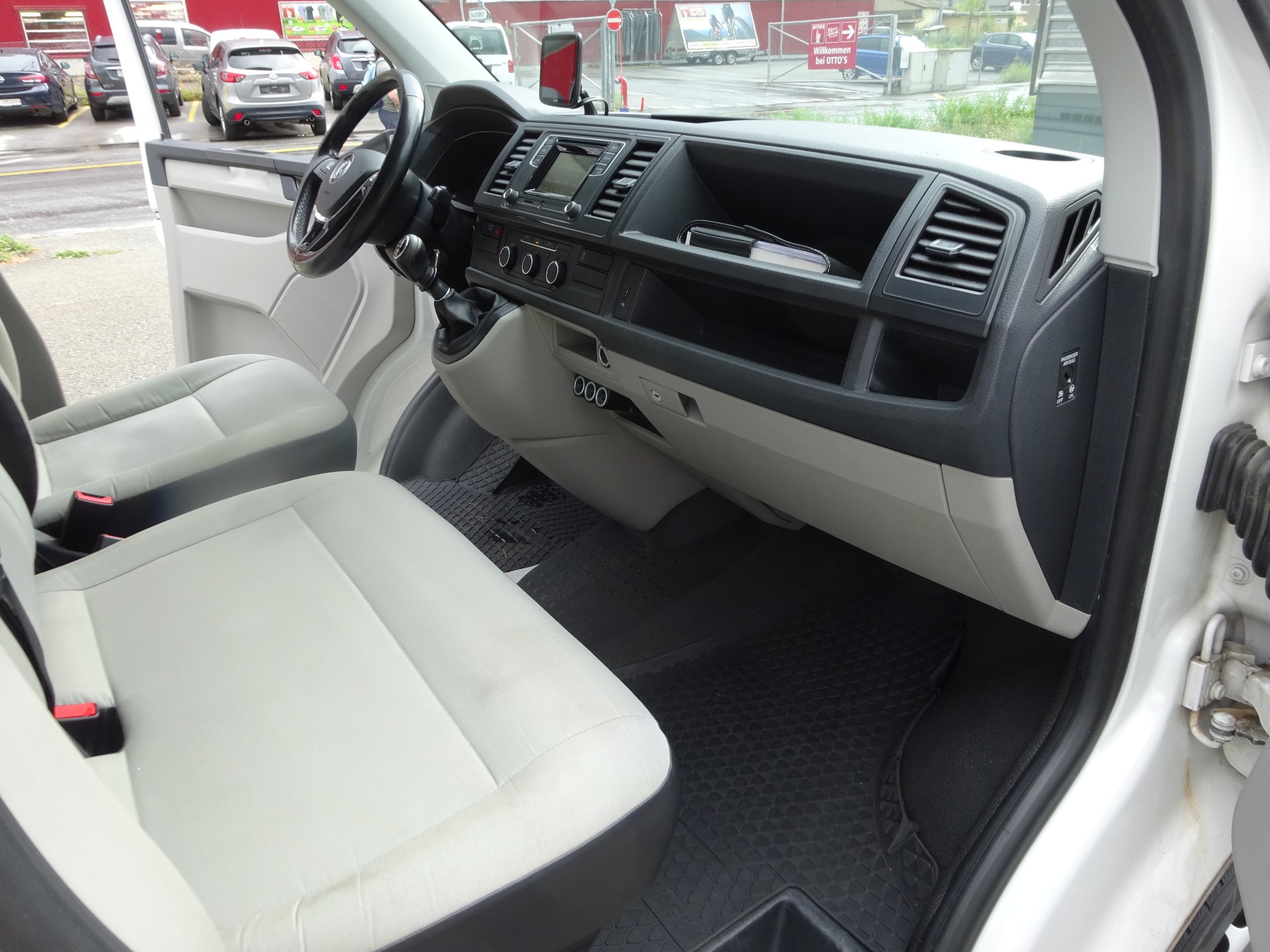 VW T6 2.0 TDI 4Motion-image-9
