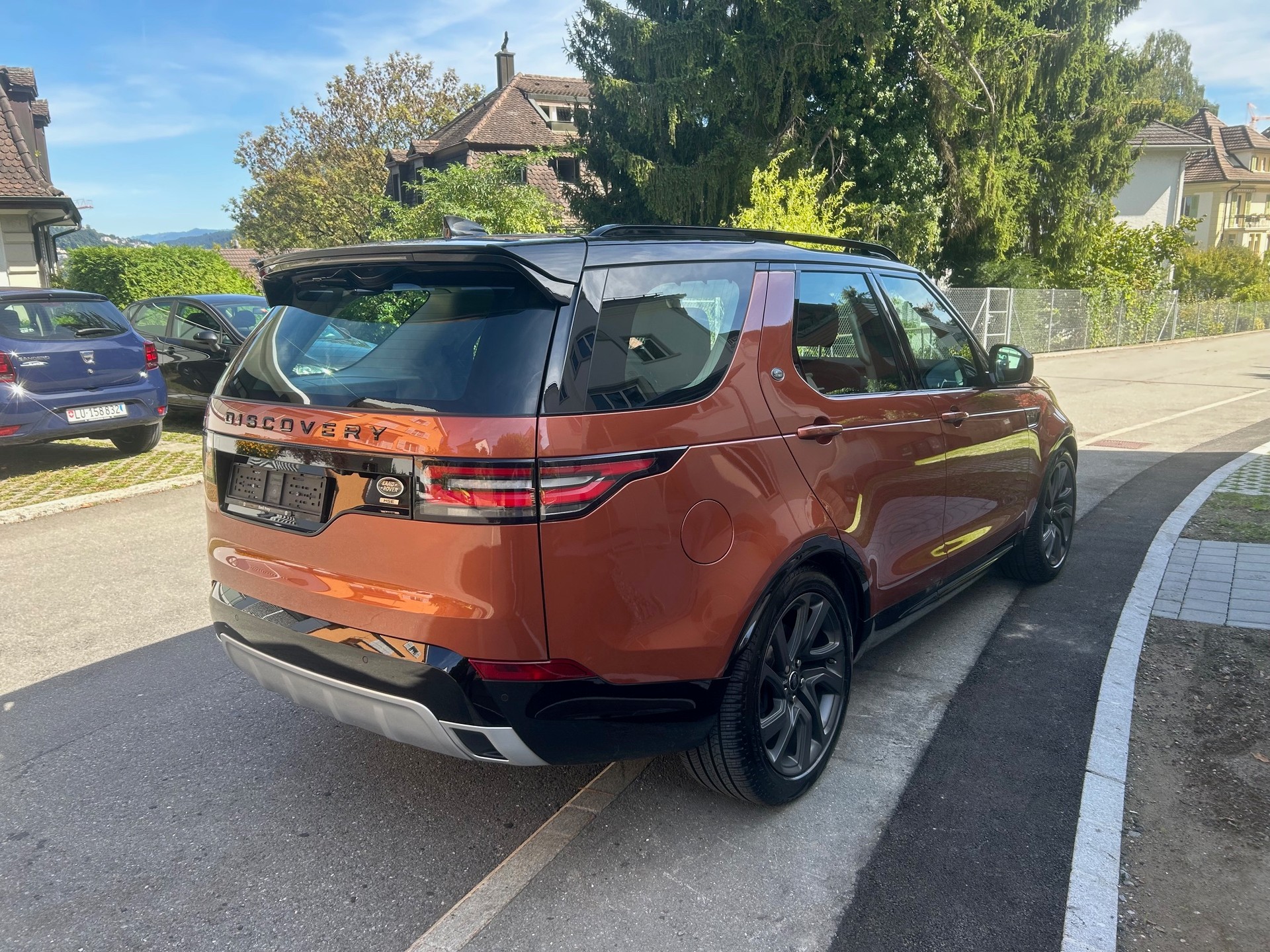 LAND ROVER Discovery 2.0 SD4 HSE Automatic-image-2