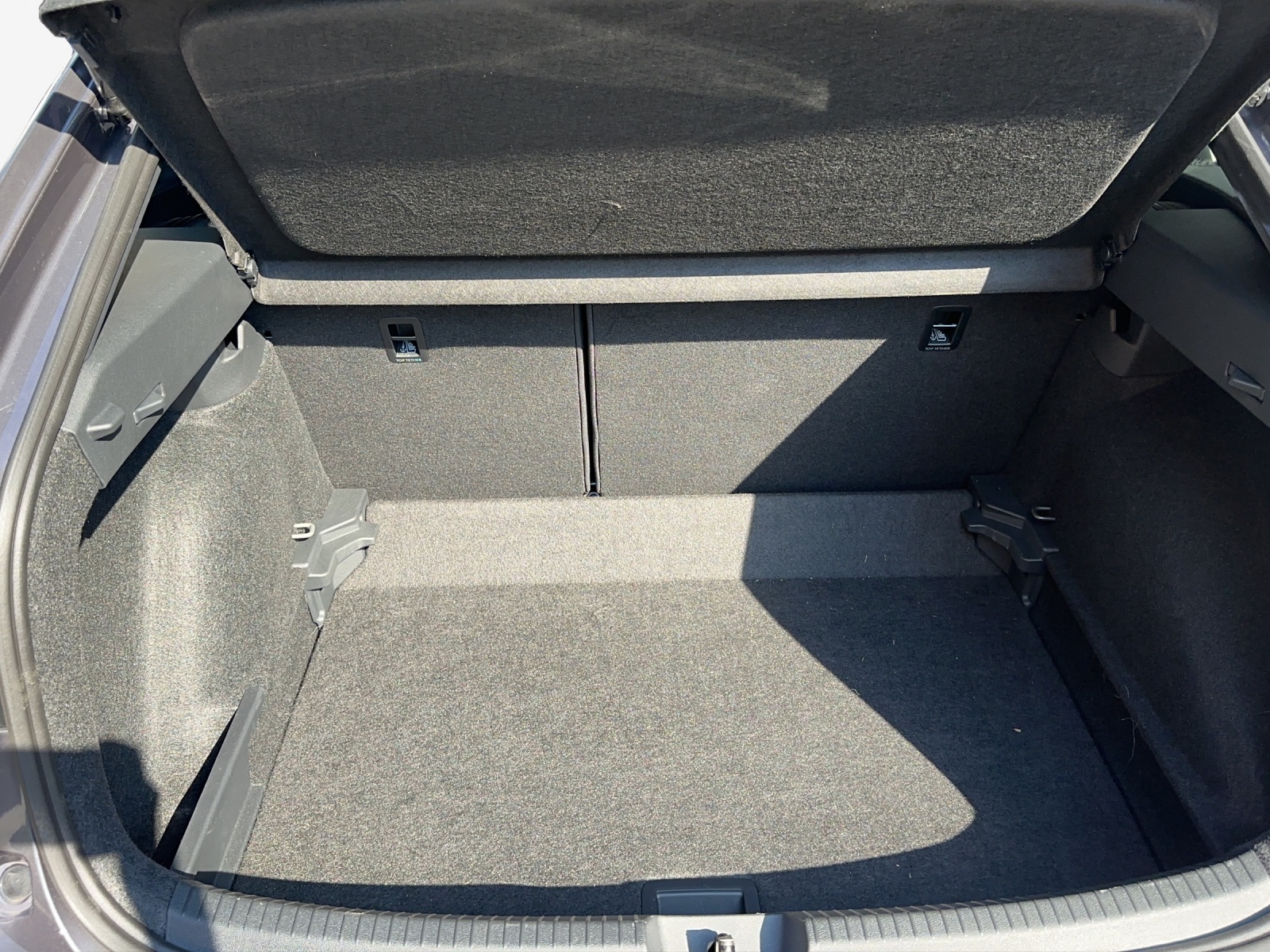 VW Taigo 1.0 TSI R-Line DSG-image-9