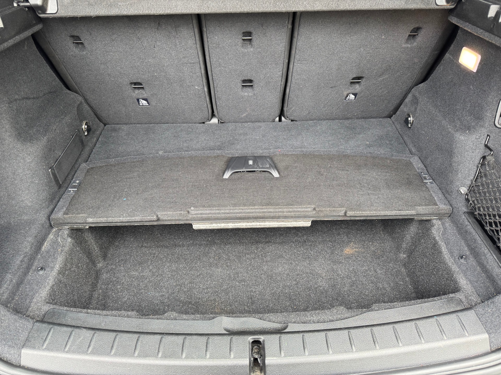 BMW 218d xDrive-image-9