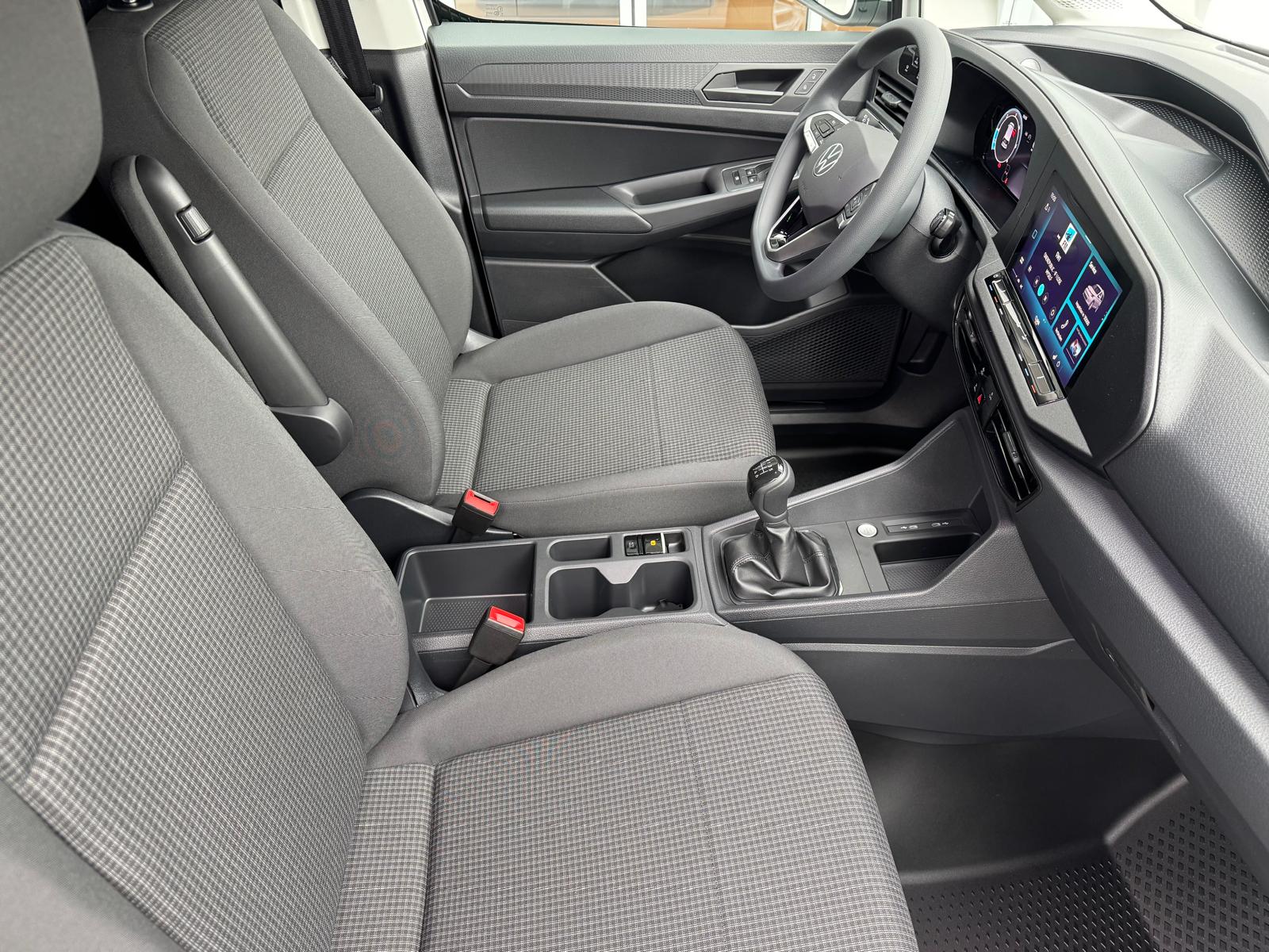 VW Caddy Cargo 2.0TDI Maxi 4Motion-image-2