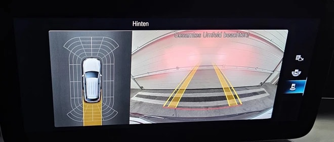 MERCEDES-BENZ GLC 200 AMG Line 4Matic 9G-Tronic *CH-Fahrzeug**Face-Lift Model*-image-17