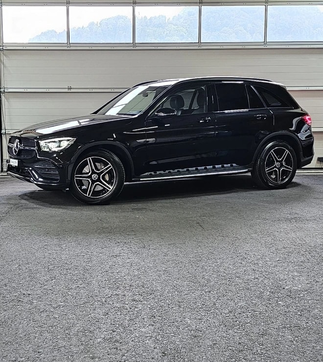 MERCEDES-BENZ GLC 200 AMG Line 4Matic 9G-Tronic *CH-Fahrzeug**Face-Lift Model*