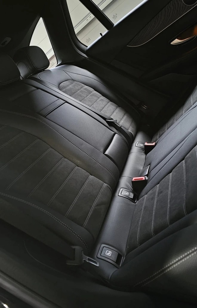 MERCEDES-BENZ GLC 200 AMG Line 4Matic 9G-Tronic *CH-Fahrzeug**Face-Lift Model*-image-24