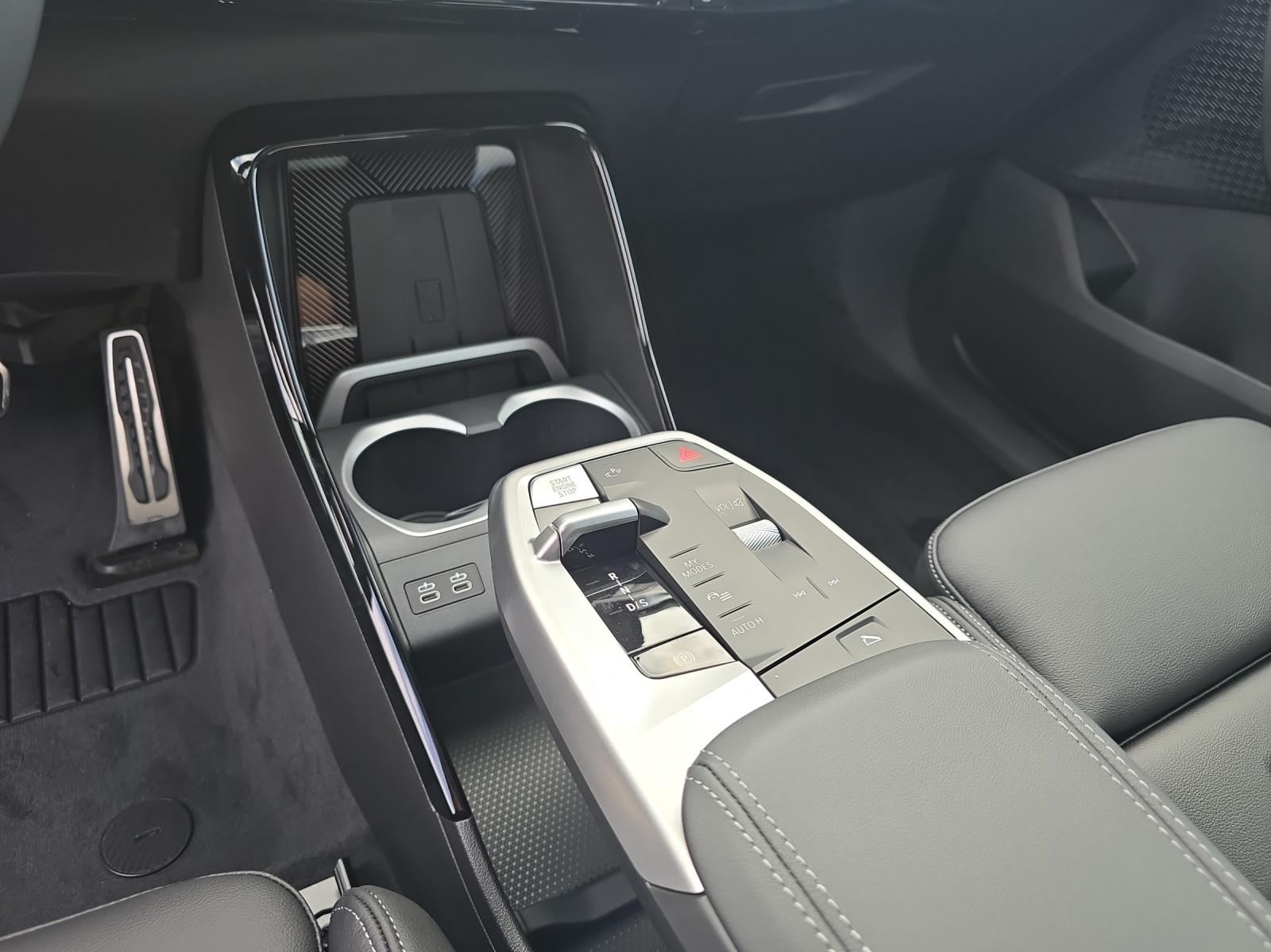 BMW X1 M35i-image-17