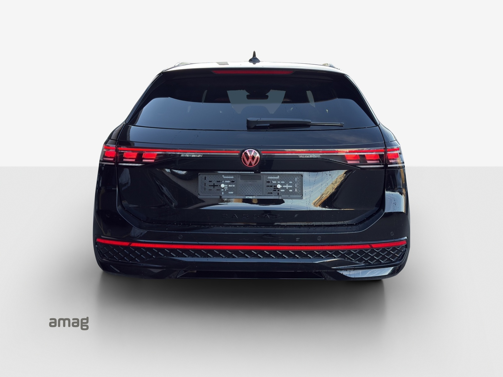 VW Passat Variant 2.0 TDI evo R-Line 4 Motion DSG-image-3