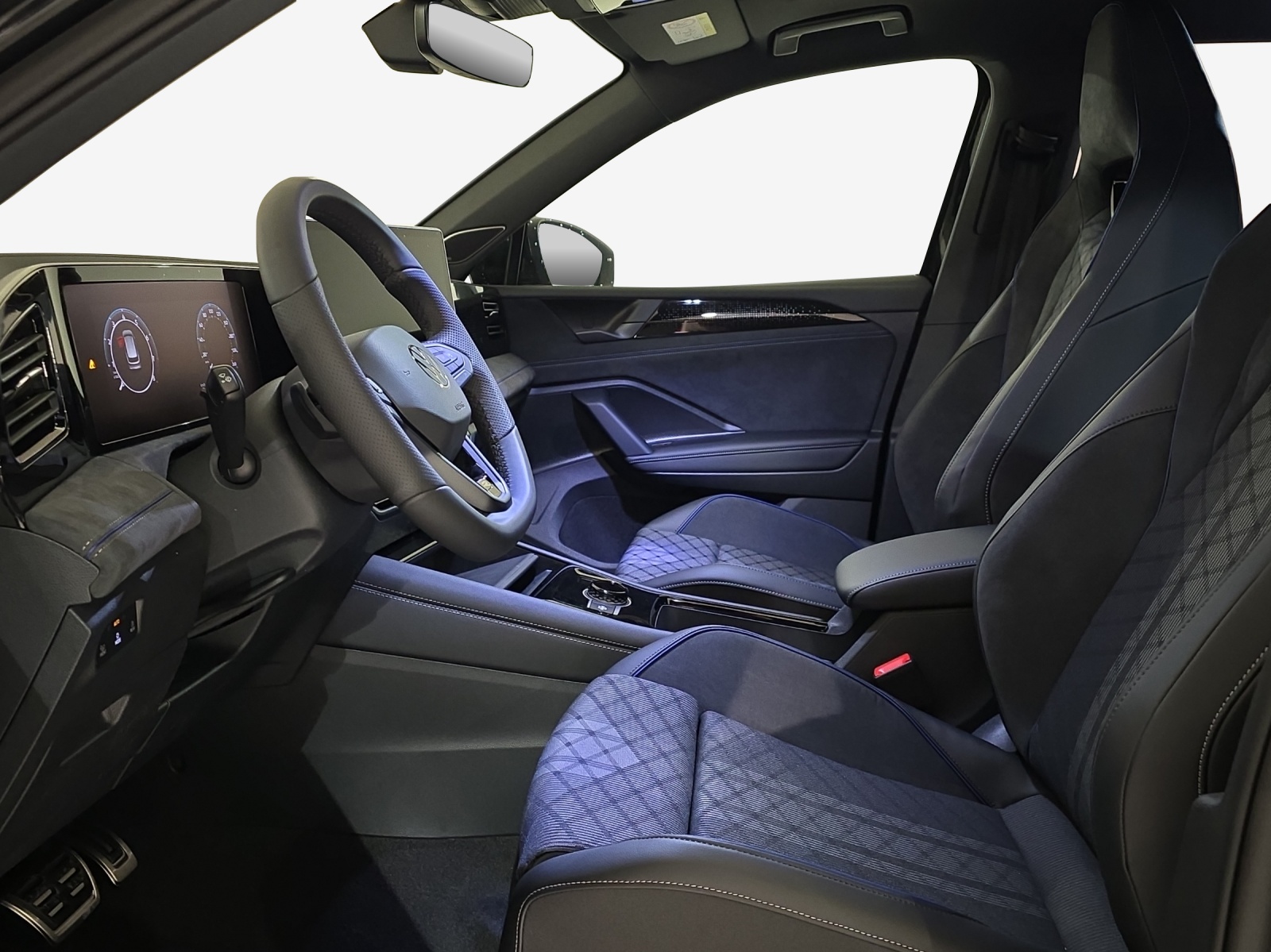 VW Tiguan 2.0 TSI DSG R-Line 4Motion-image-7