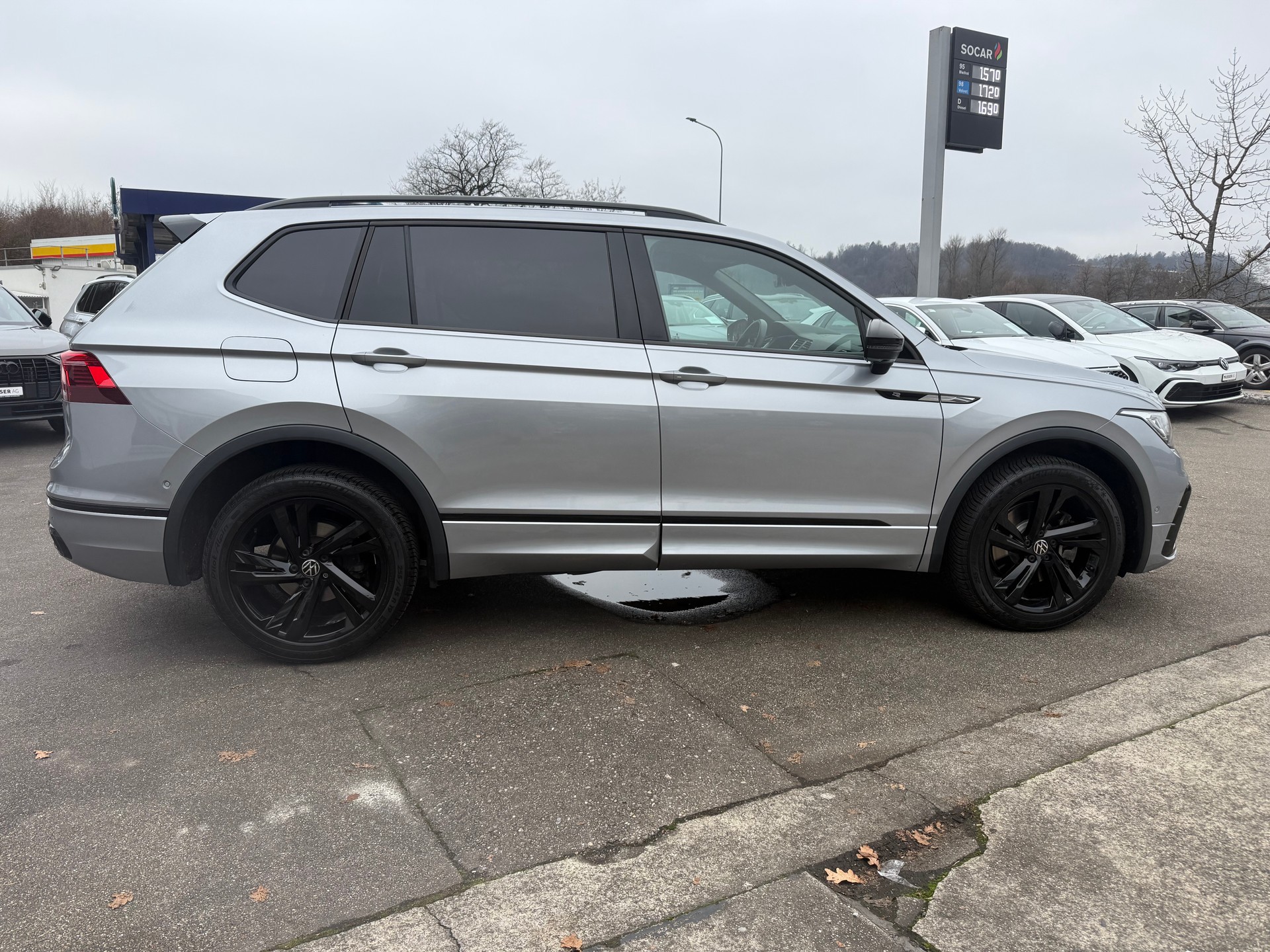 VW Tiguan Allspace 2.0 TDI SCR R-Line 4Motion DSG-image-1
