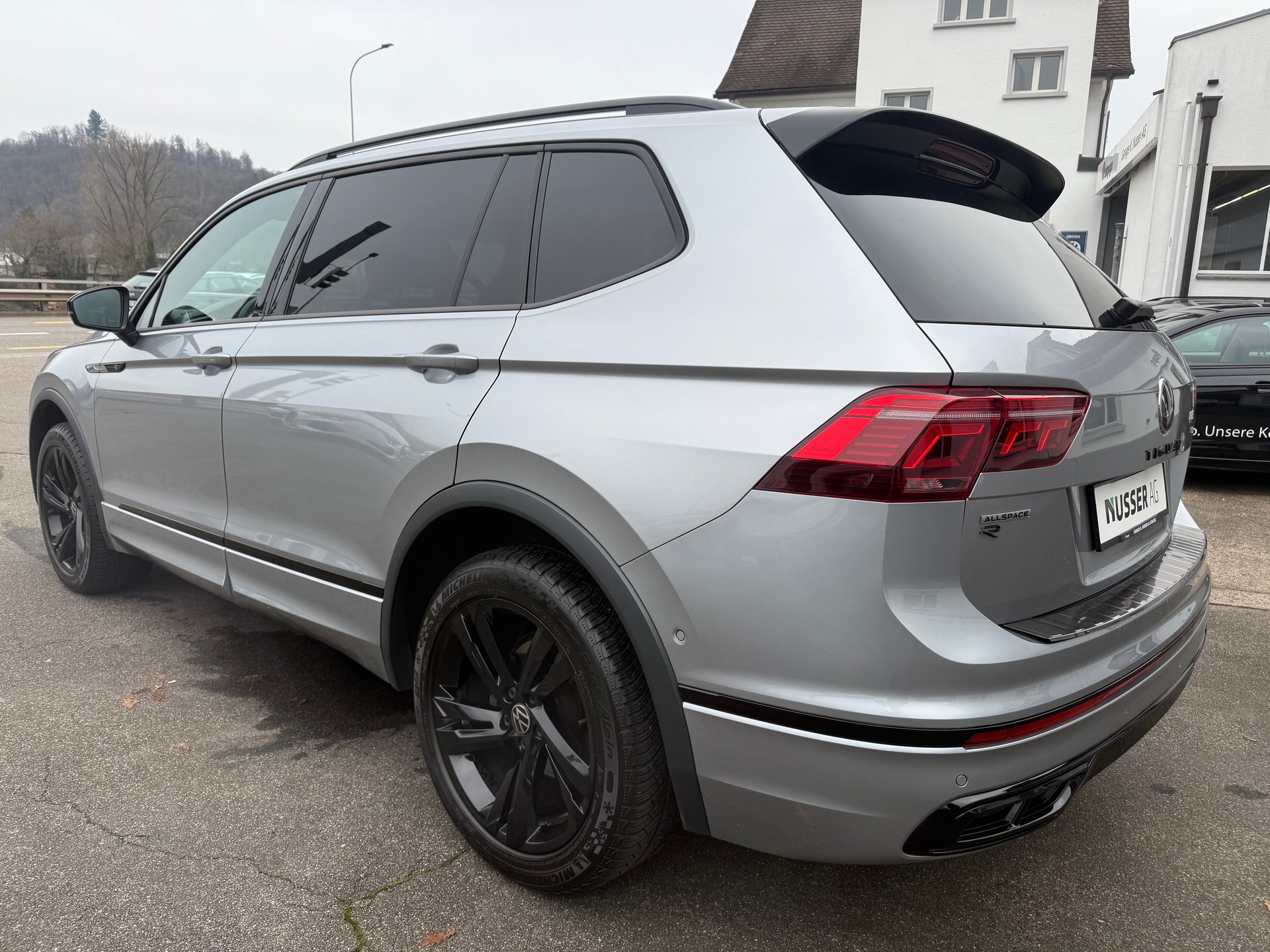 VW Tiguan Allspace 2.0 TDI SCR R-Line 4Motion DSG-image-4