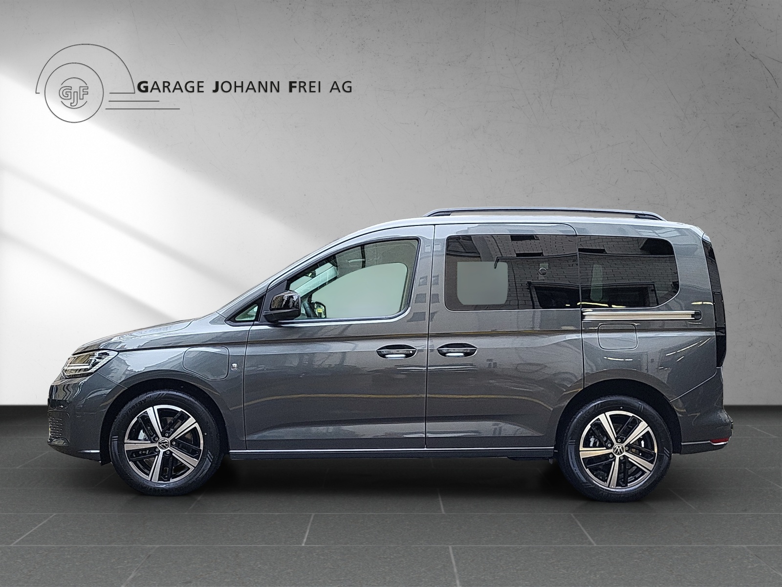 VW Caddy Liberty 1.5eHybrid (Plug-In Hybrid) 150PS DSG-image-1