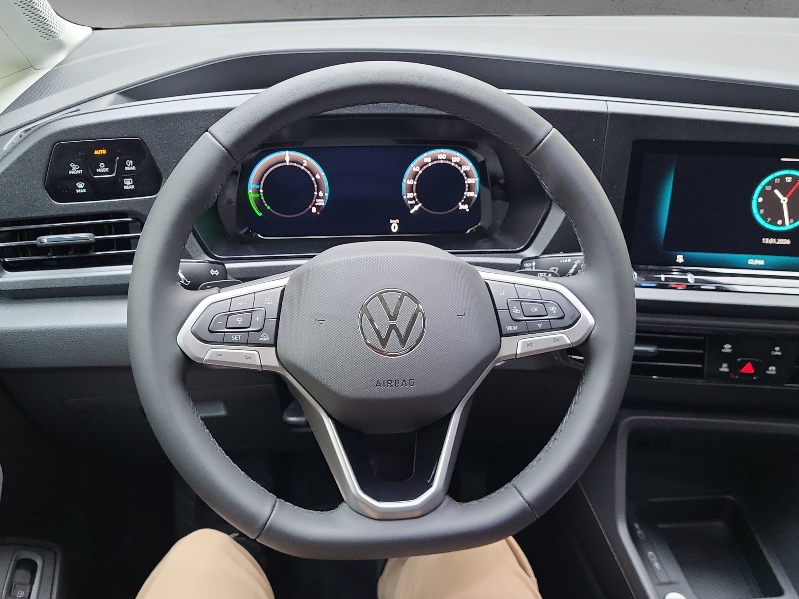 VW Caddy Liberty 1.5eHybrid (Plug-In Hybrid) 150PS DSG-image-12