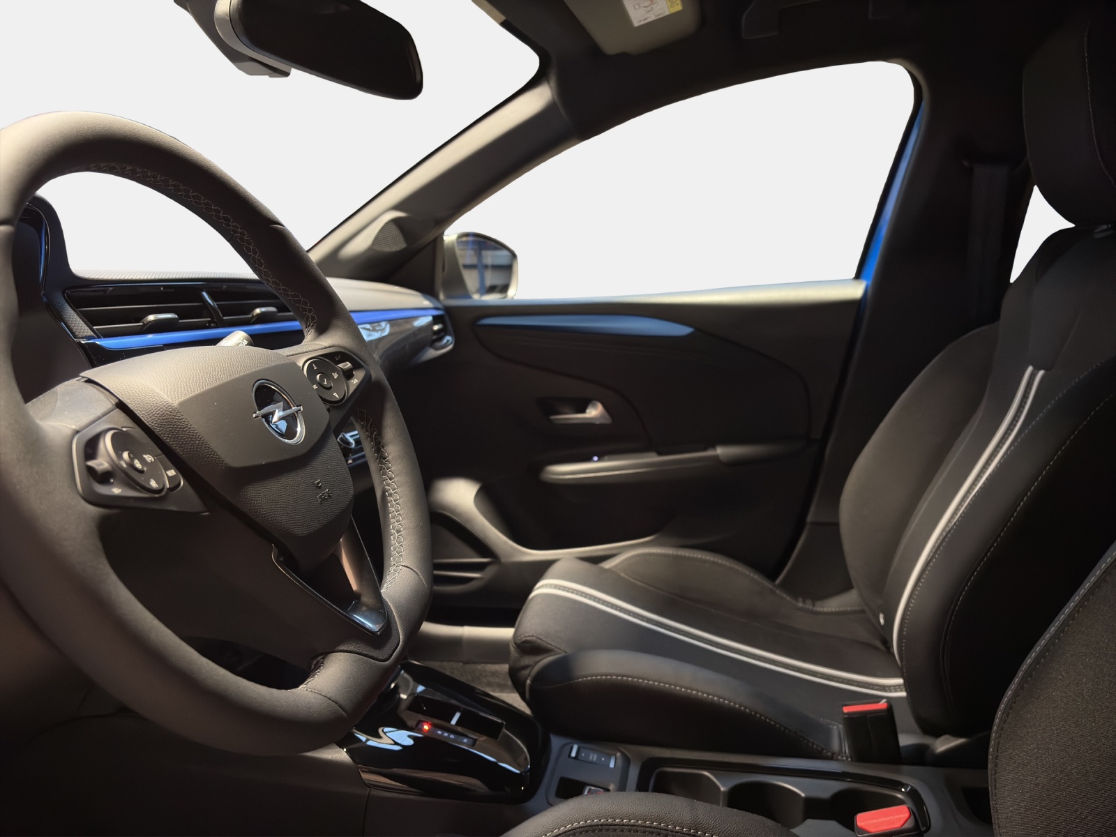 OPEL Corsa 1.2T/100 Sporthilfe-image-9