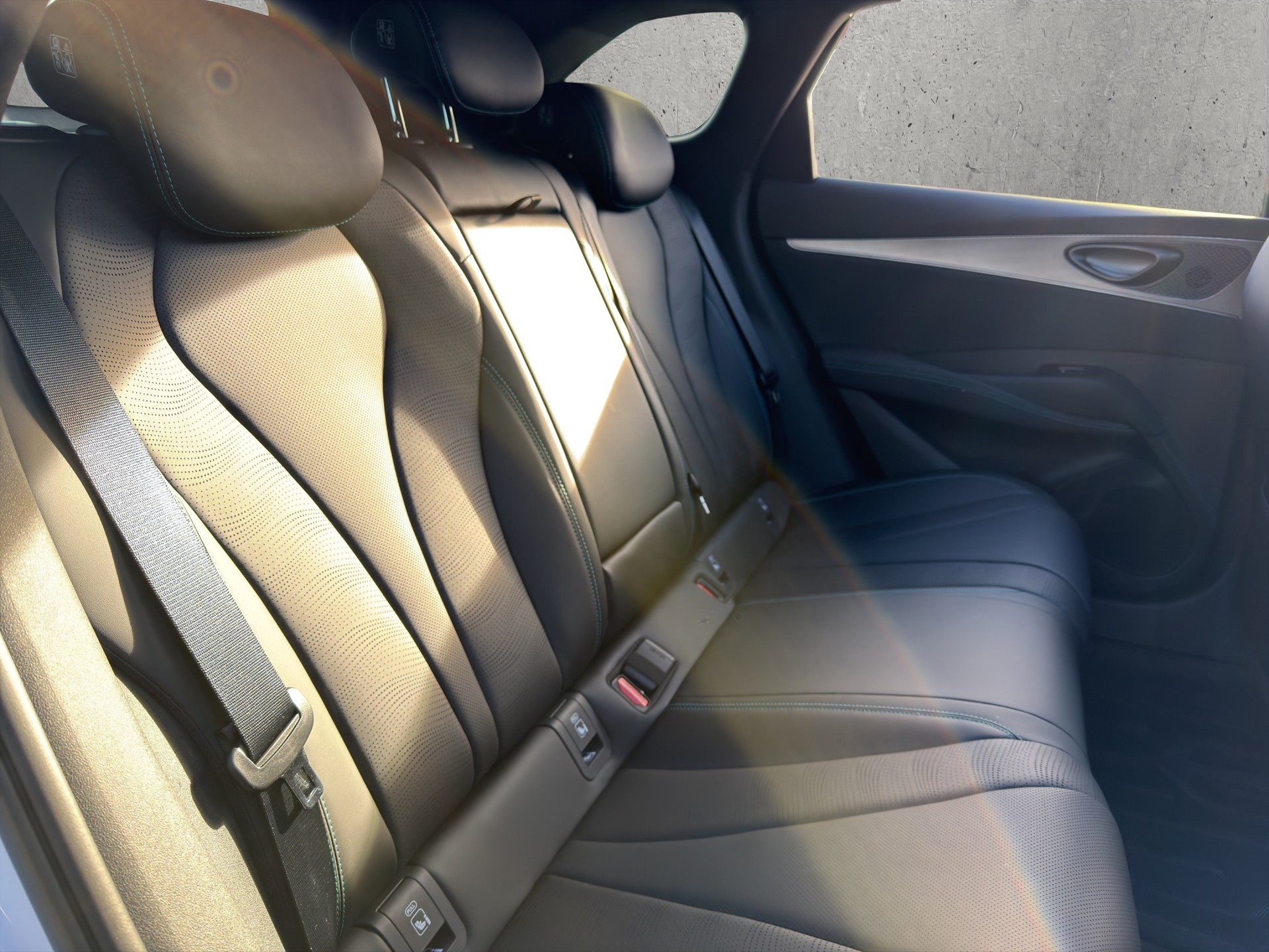 BYD Seal 6 DM-i Comfort Lite-image-12