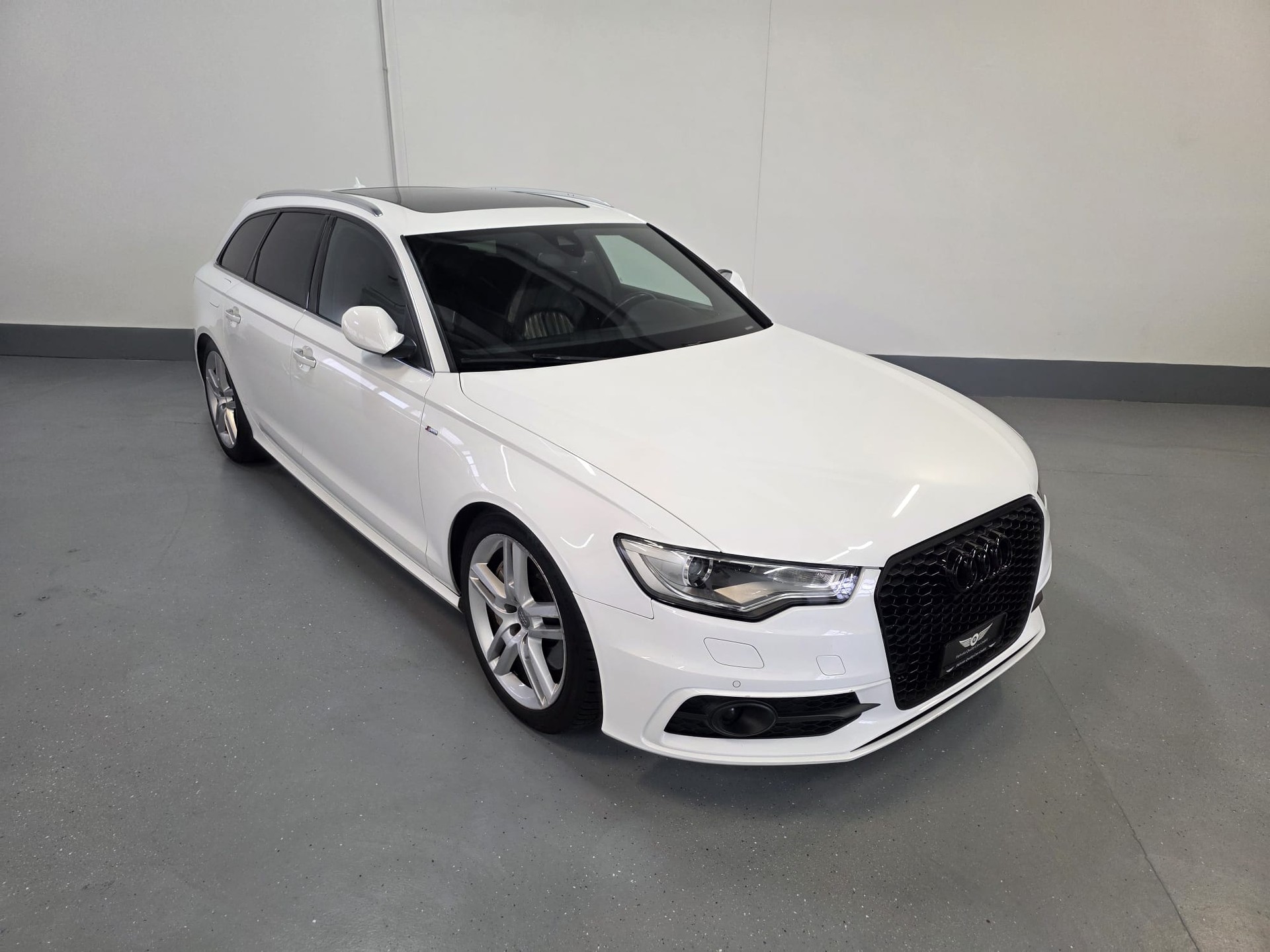 AUDI A6 Avant 3.0 TFSI V6 quattro S-tronic-image-3