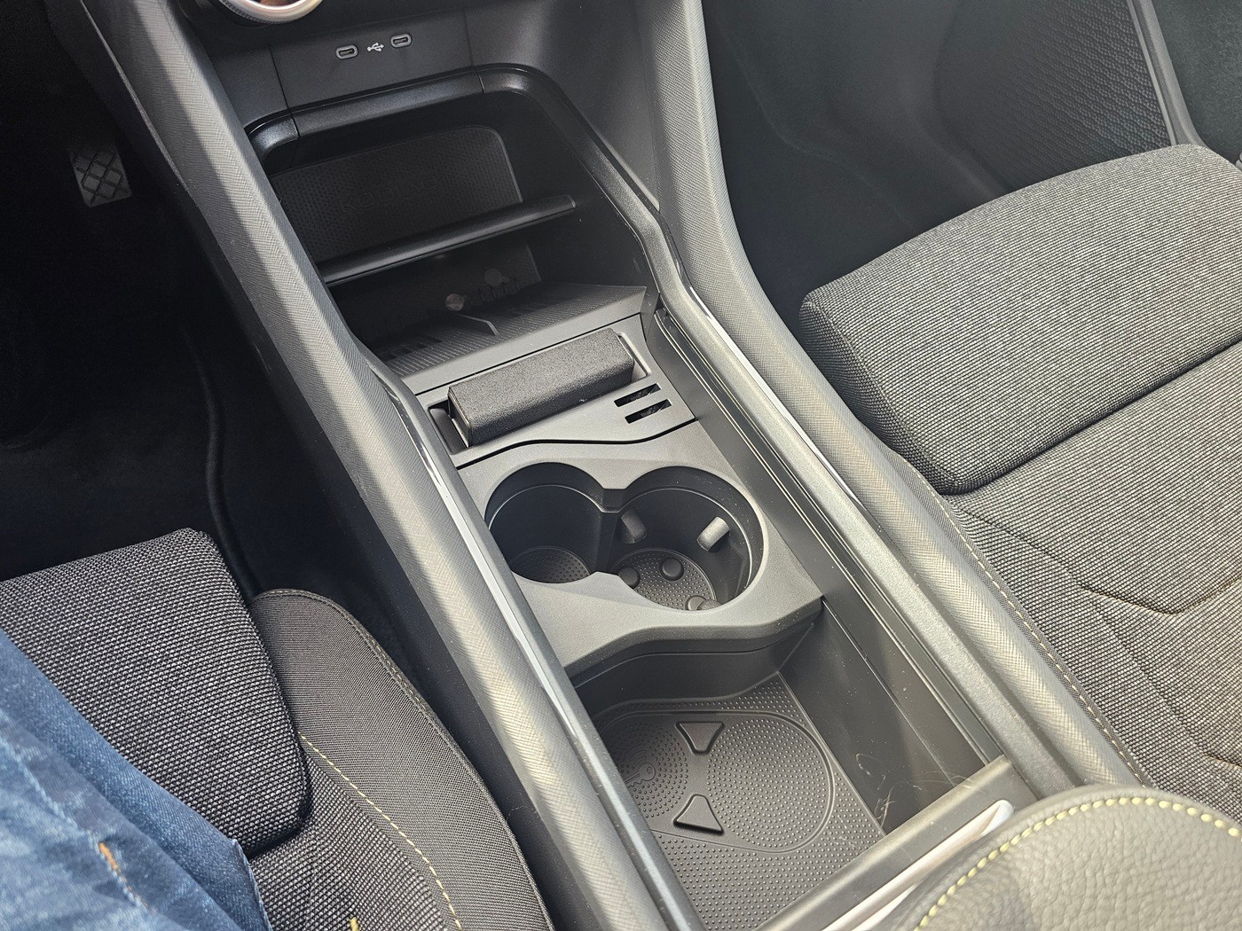 SKODA Kodiaq 2.0 TSI Dynamic 4x4-image-13