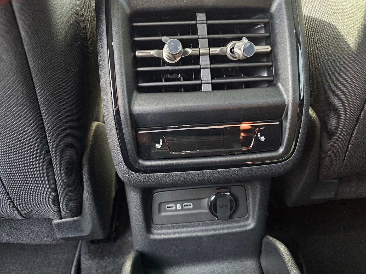 SKODA Kodiaq 2.0 TSI Dynamic 4x4-image-23