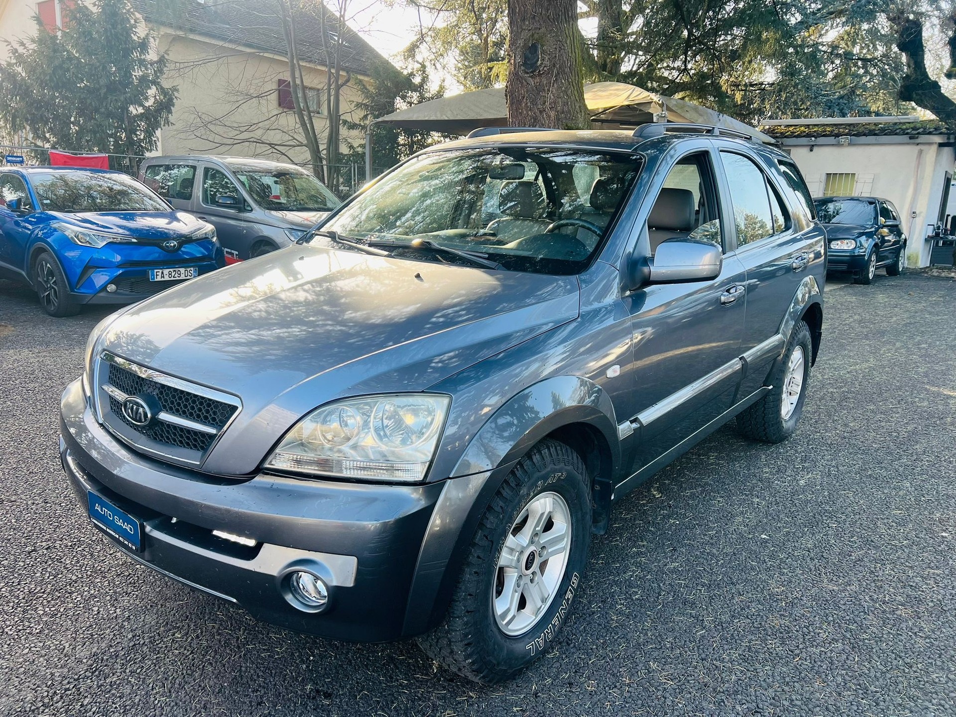 KIA Sorento 2.5 CRDI Carat-image-1