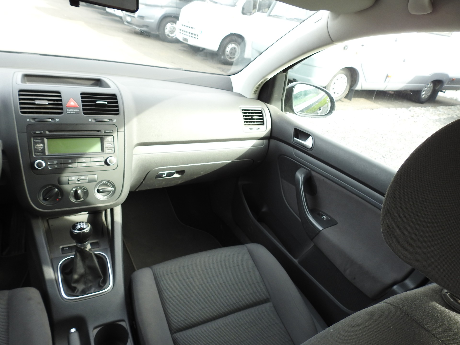 VW Golf 1.6 FSI Comfortline-image-16