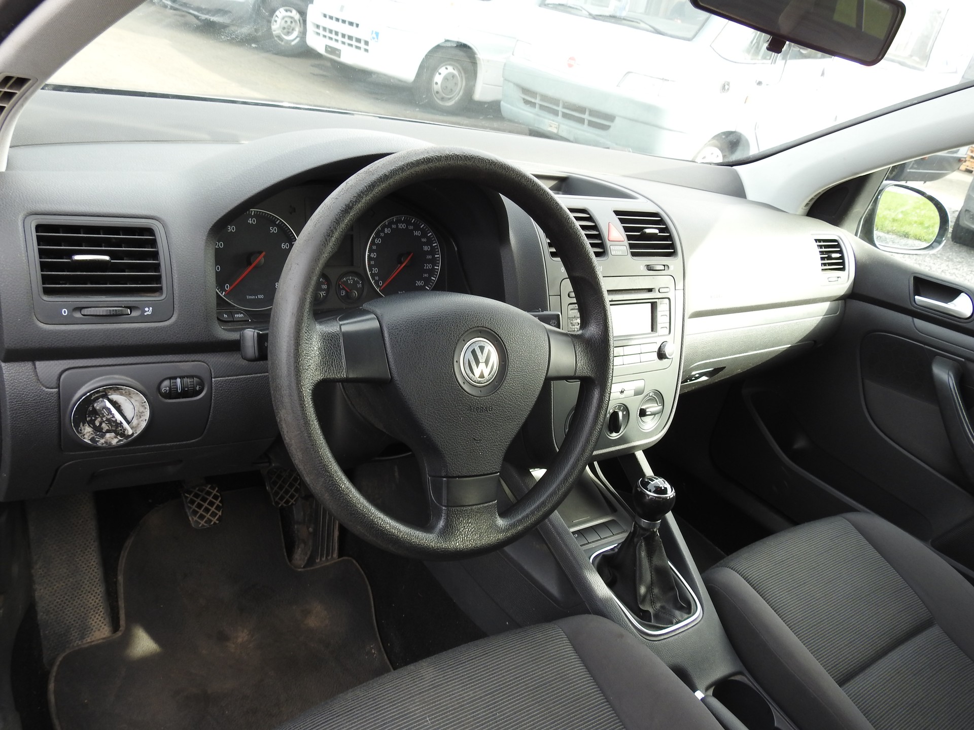 VW Golf 1.6 FSI Comfortline-image-11