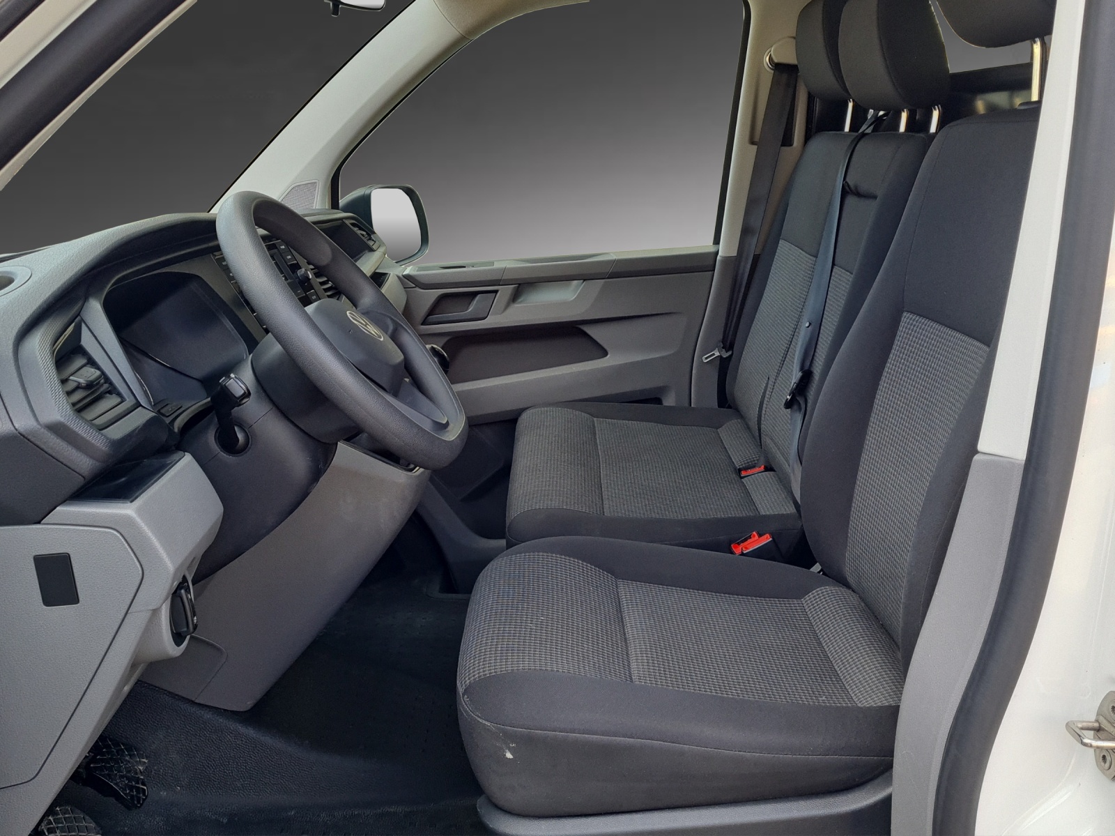 VW T6.1 2.0 TDI-image-5