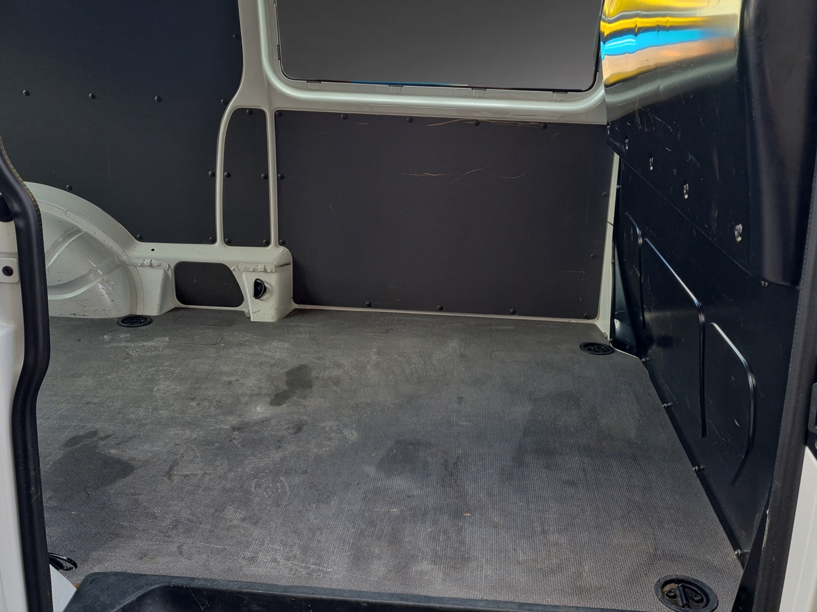 VW T6.1 2.0 TDI-image-6